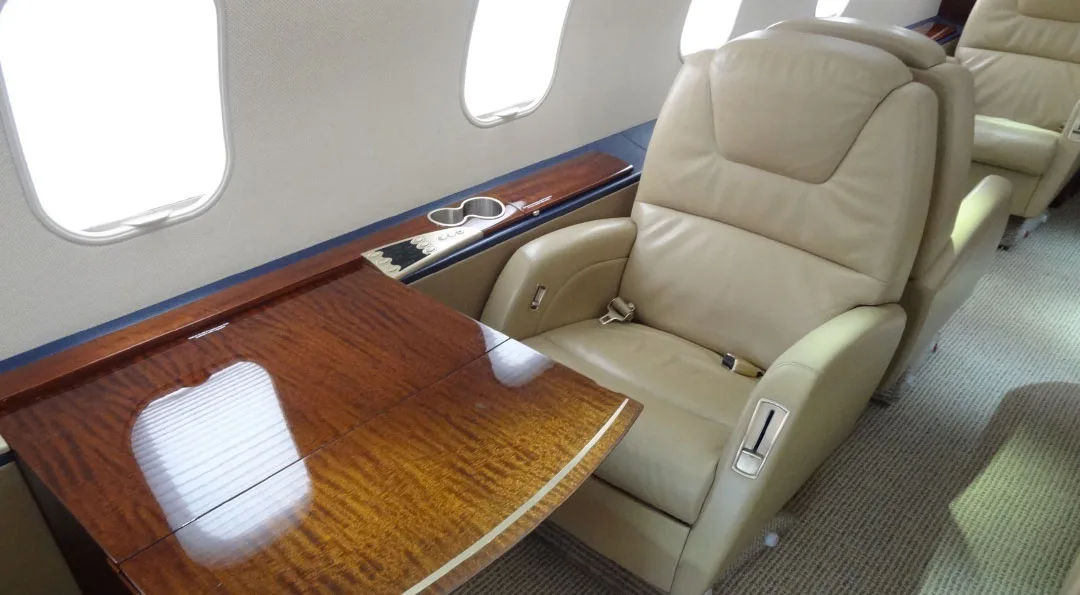 Cabin interior of a 2007 Bombardier CHALLENGER 300.