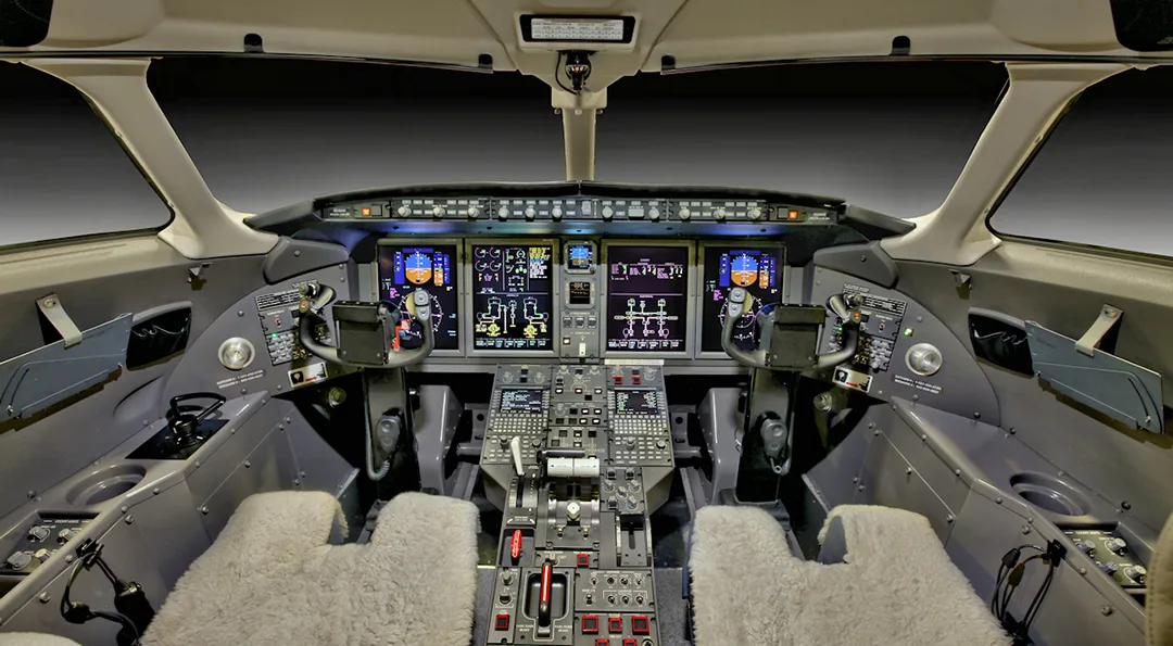 Cockpit and instrument panel of a 2013 Bombardier CHALLENGER 300.