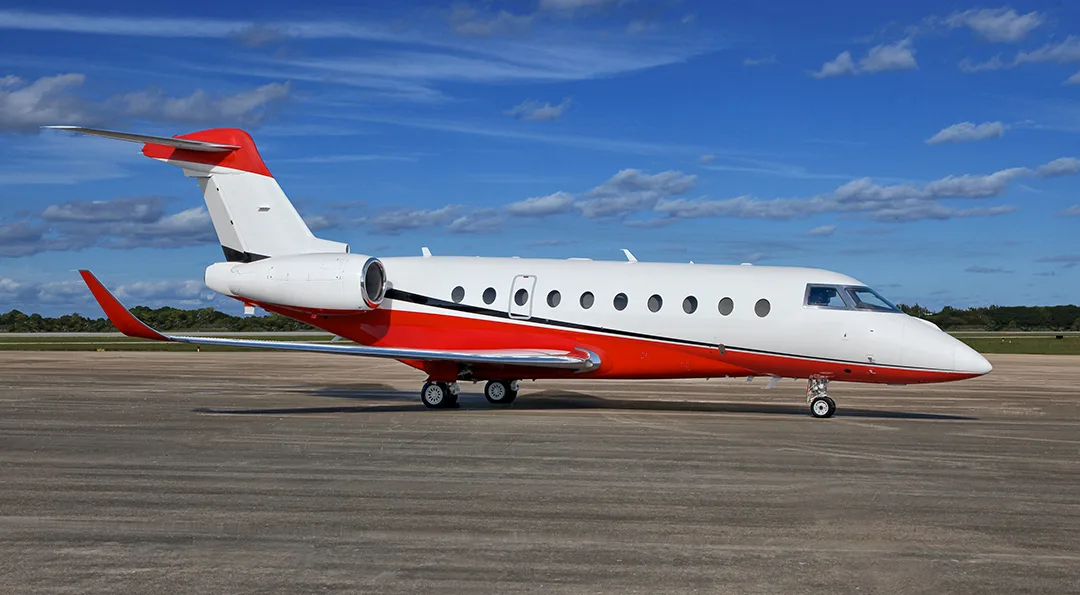 Cabin interior of a 2013 Gulfstream G280.