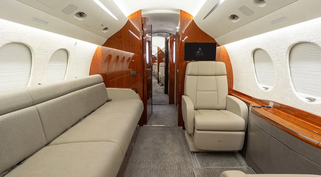 Cabin interior of a 2015 Dassault FALCON 7X.
