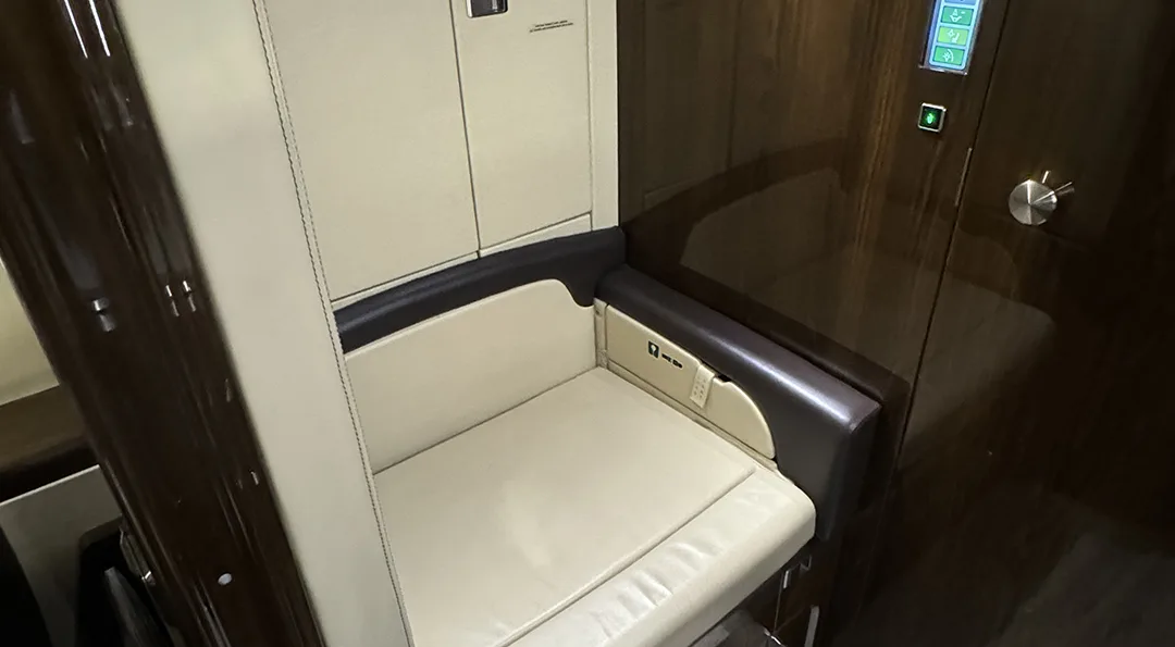 Cabin interior of a 2016 Bombardier CHALLENGER 350.