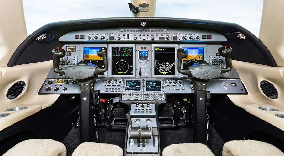 Cockpit and instrument panel of a 2016 Cessna TEXTRON CITATION CJ4.