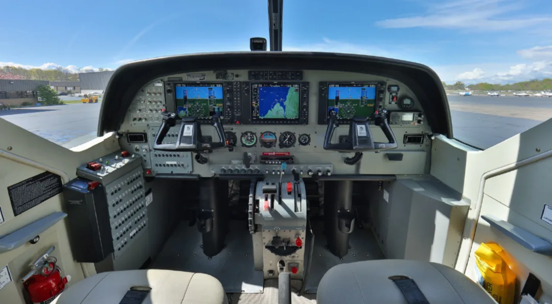 Cockpit and instrument panel of a 2017 Cessna GRAND CARAVAN EX.