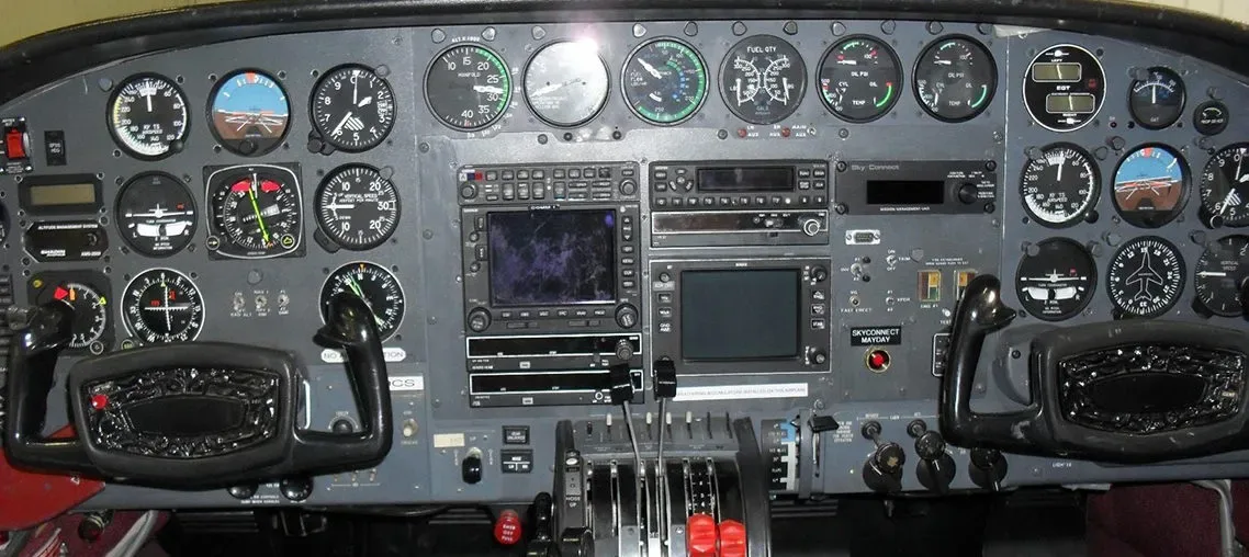 Cockpit and instrument panel of a 1975 Cessna C-421B Golden Eagle.