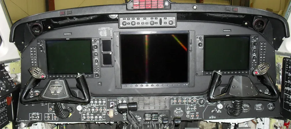 Cockpit and instrument panel of a 1997 Beechcraft King Air B200.