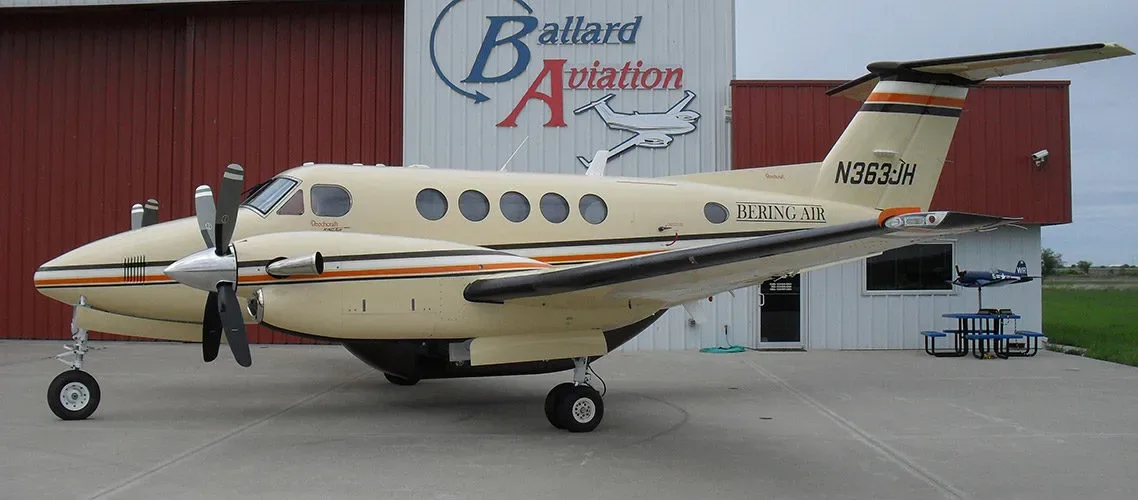 Cabin interior of a 2002 Beechcraft King Air B200 Blackhawk -61’s Garmin G1000 Raisbeck Cargo Pod.