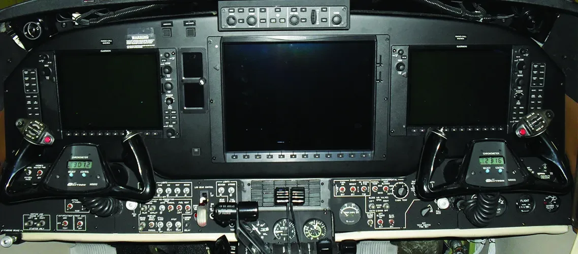 Avionics suite of a 2002 Beechcraft King Air B200 Blackhawk -61’s Raisbeck Cargo Pod.
