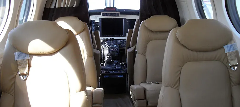 Cabin interior of a 2003 Beechcraft KING AIR B200.