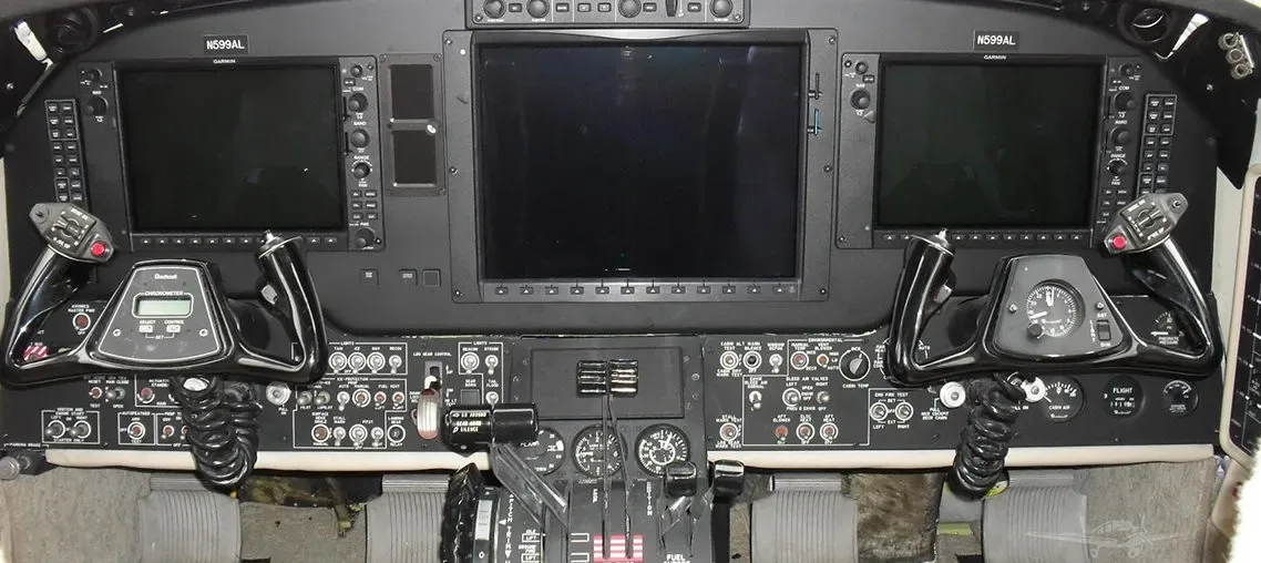 Avionics suite of a 2004 Beechcraft King Air 350 -60A’s Garmin G1000 NXI Raisbeck.