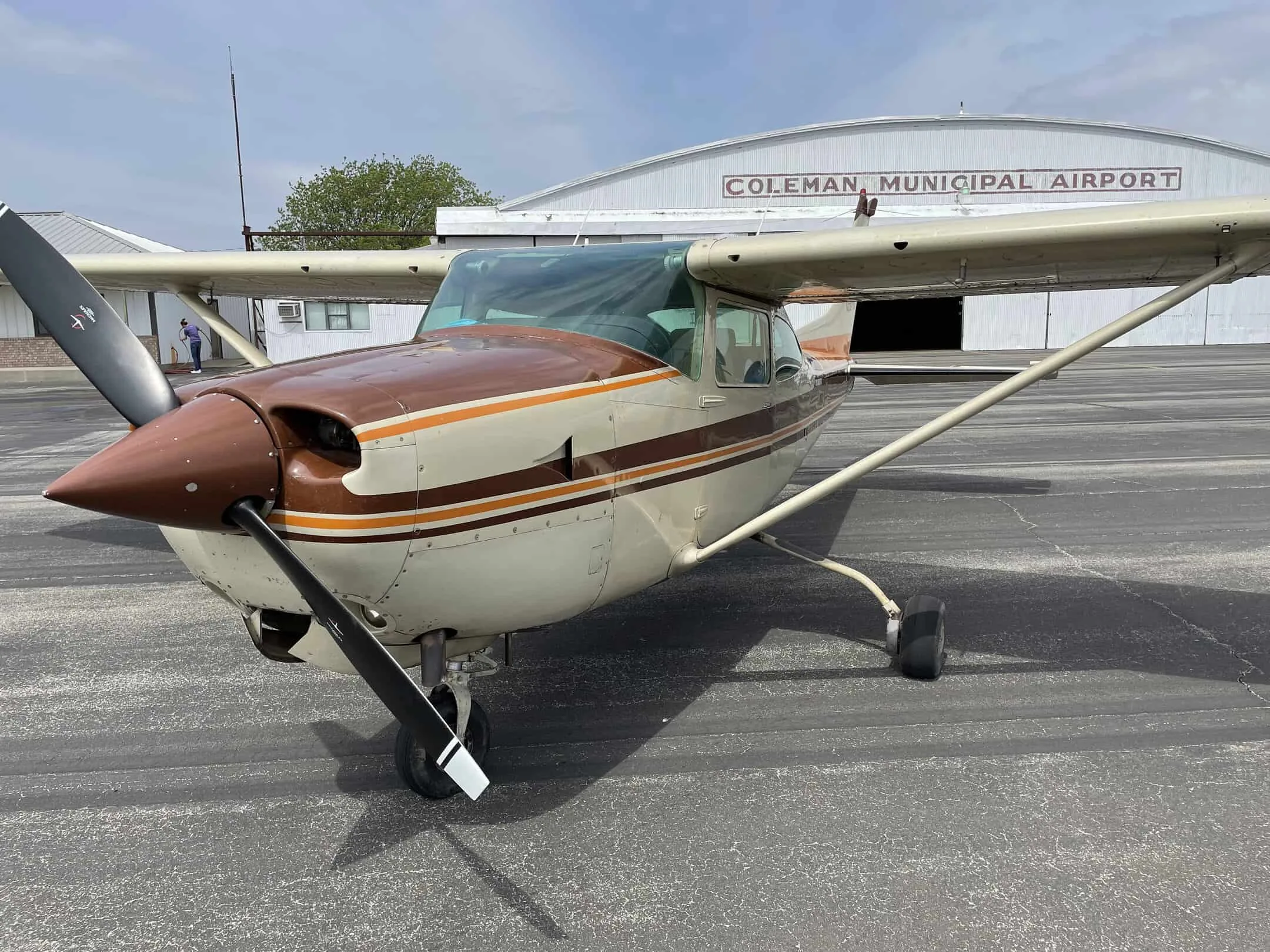 Exterior view of a 1979 Cessna TURBO R182RG SKYLANE.
