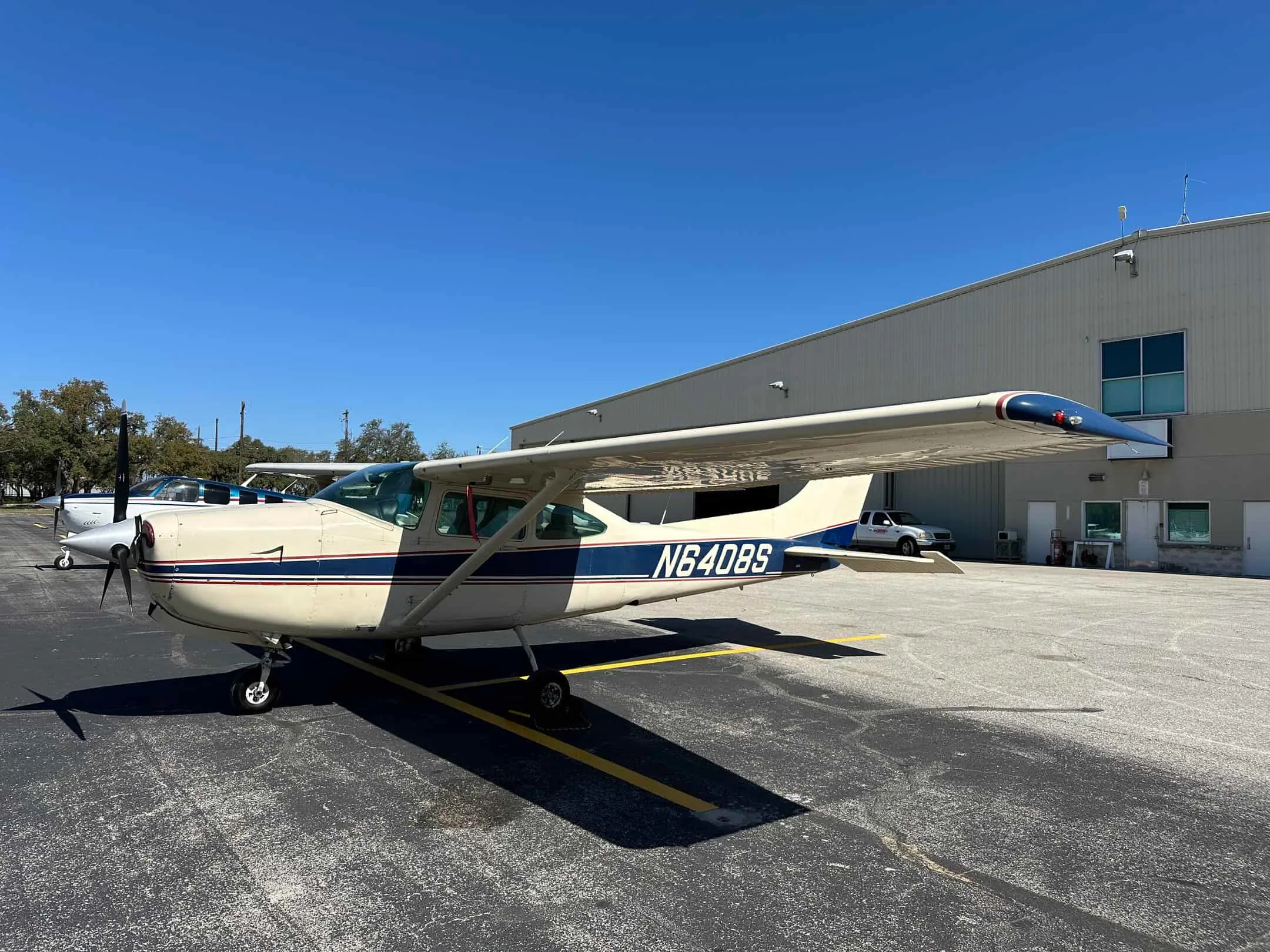 Exterior view of a 1981 Cessna 182RG.