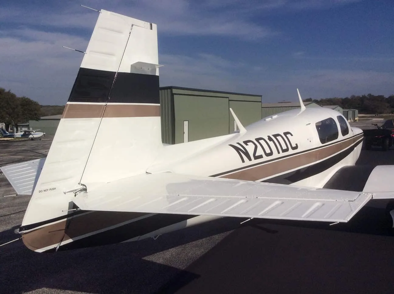 Cabin interior of a 1989 Mooney M20J.
