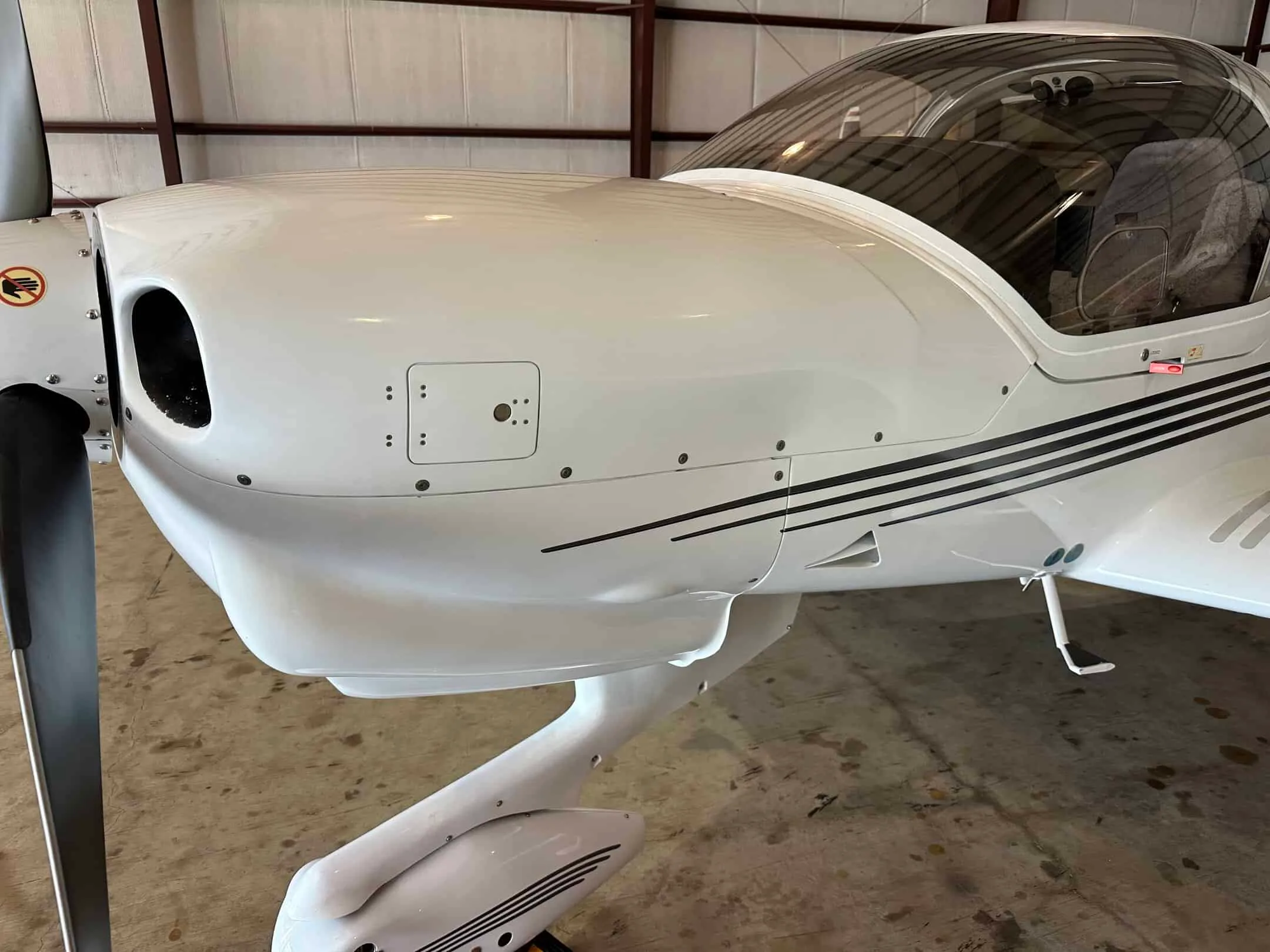 Engine detail of a 2014 Diamond DA40NG.