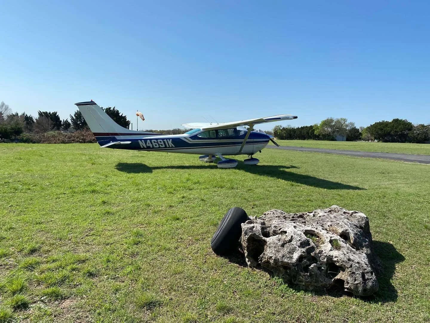 Exterior view of a 1975 Cessna C182P, N4691K.
