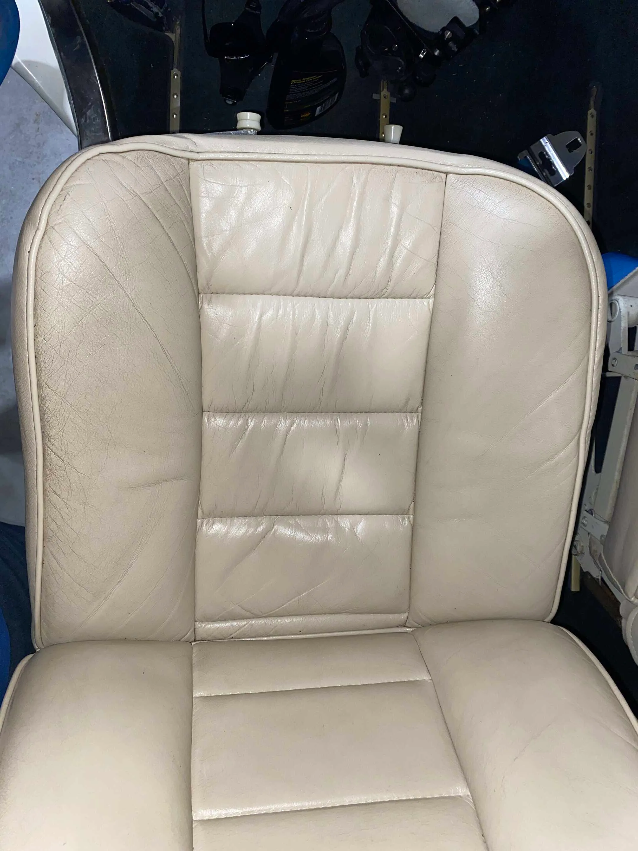 Cabin interior of a 1975 Cessna C182P.