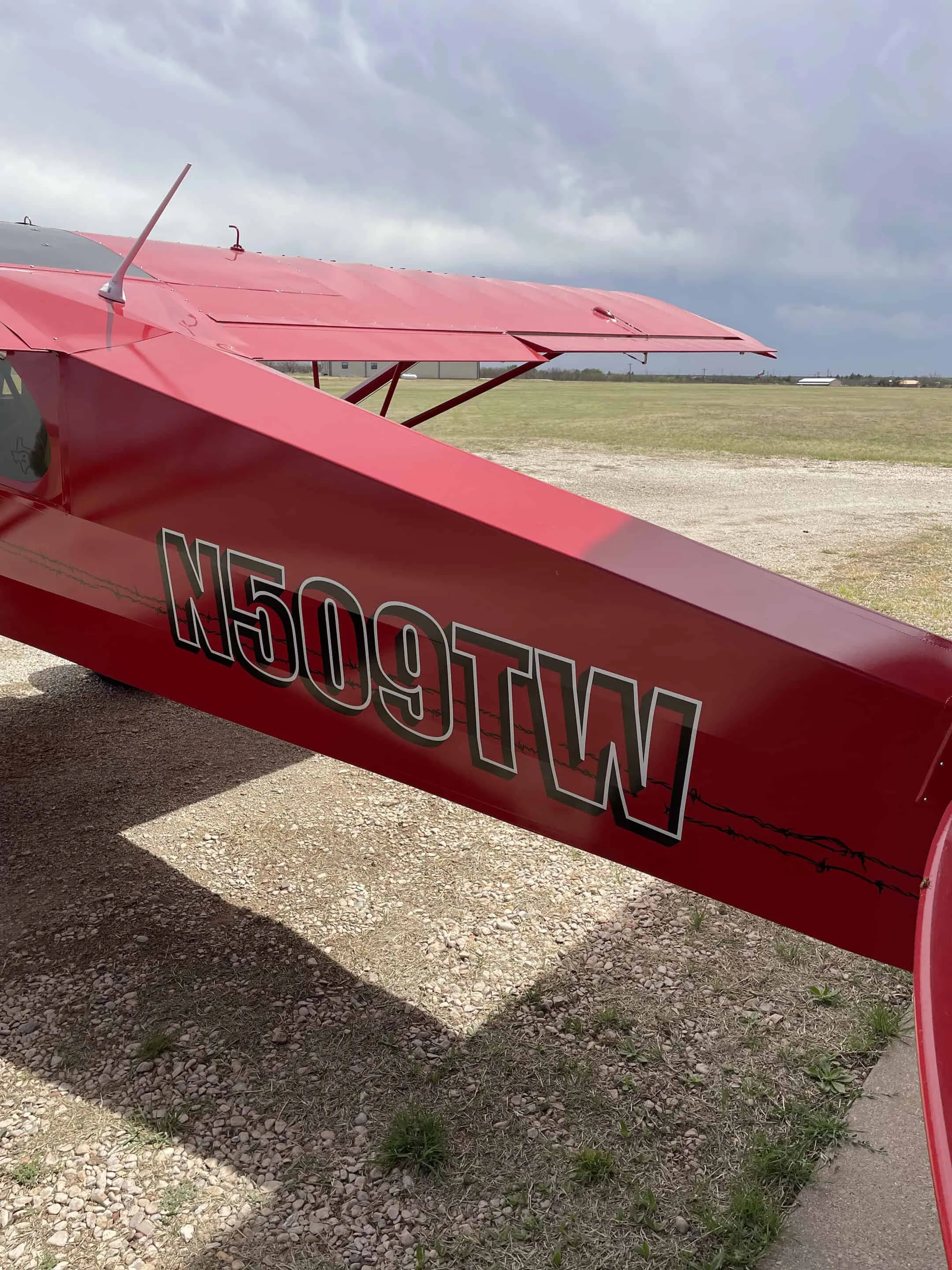 Exterior view of a 2018 CubCrafters Carbon Cub EX2, N509TW.