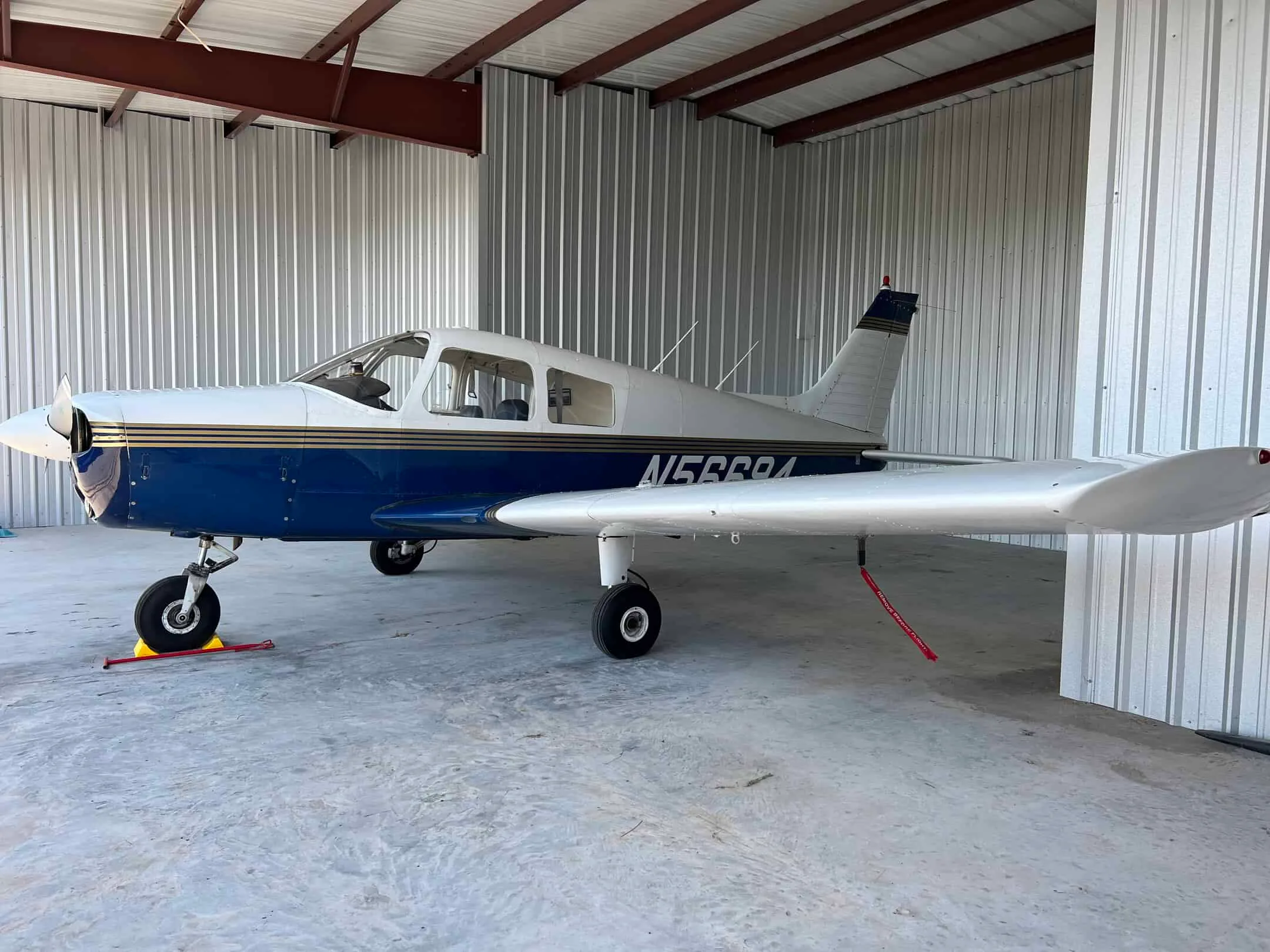 Exterior view of a Piper Cherokee 140.