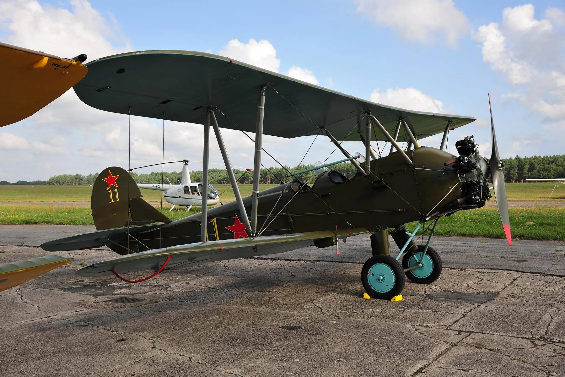 Exterior view of a 1952 Polikarpov PO-2 / CSS13.