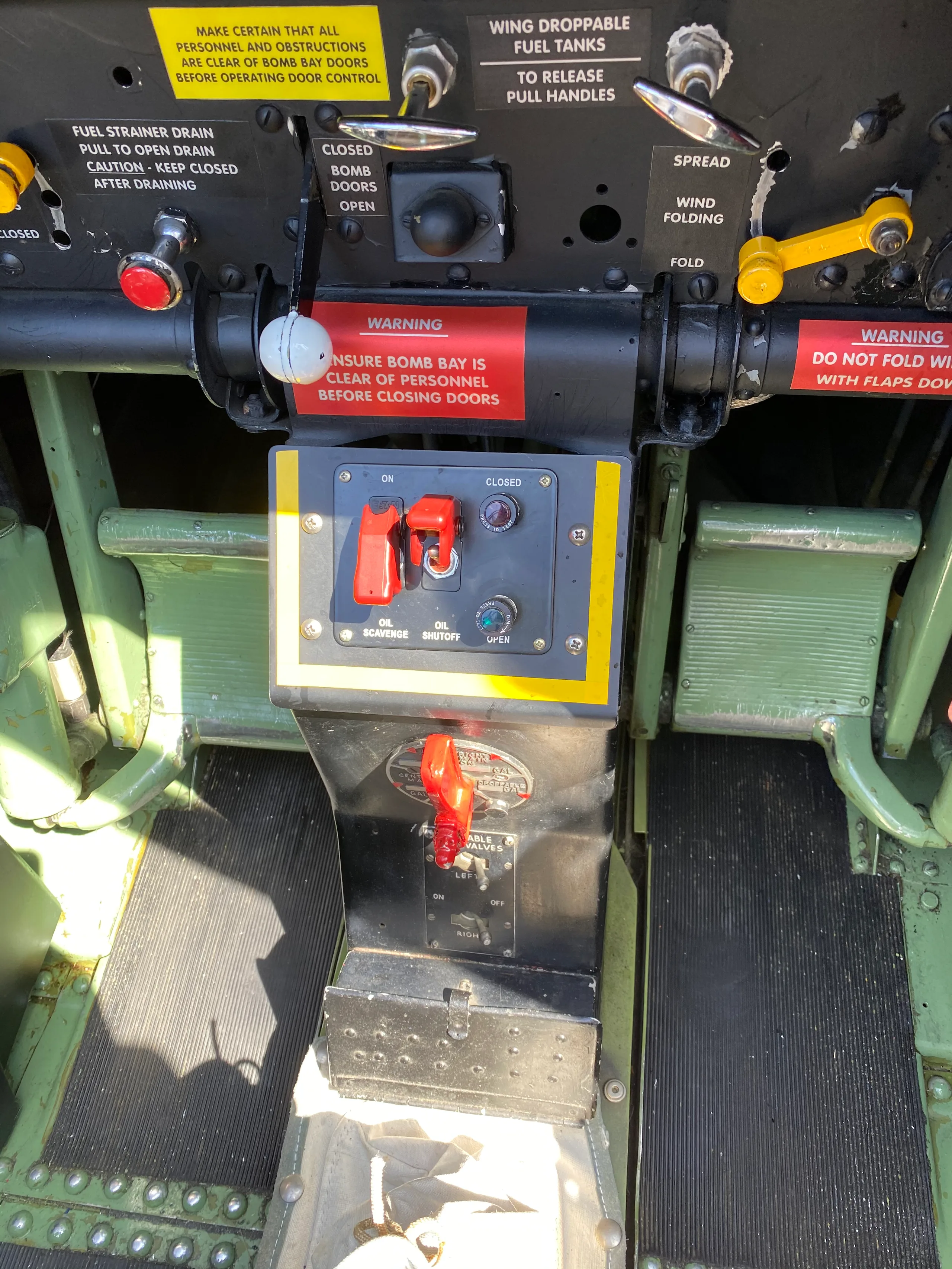Cockpit and instrument panel of a 1945 Grumman TBM-3E Avenger.