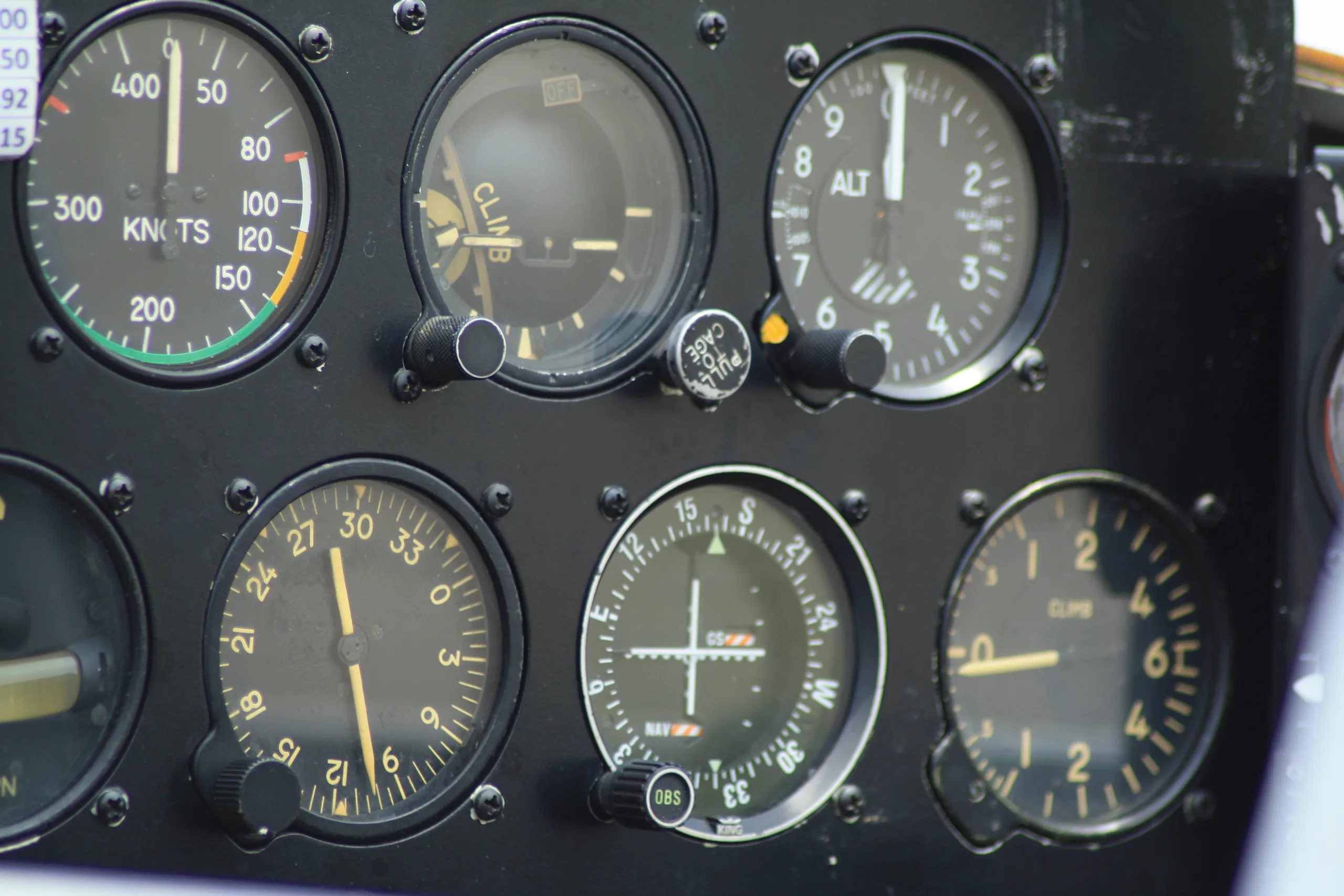 Avionics suite of a 1951 Fiat.
