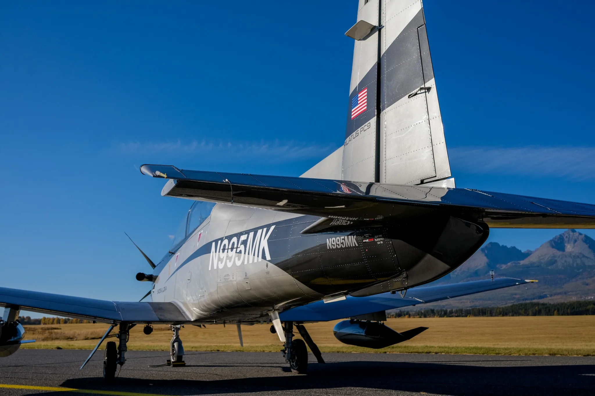 Exterior view of a 1990 Pilatus, PC-9.