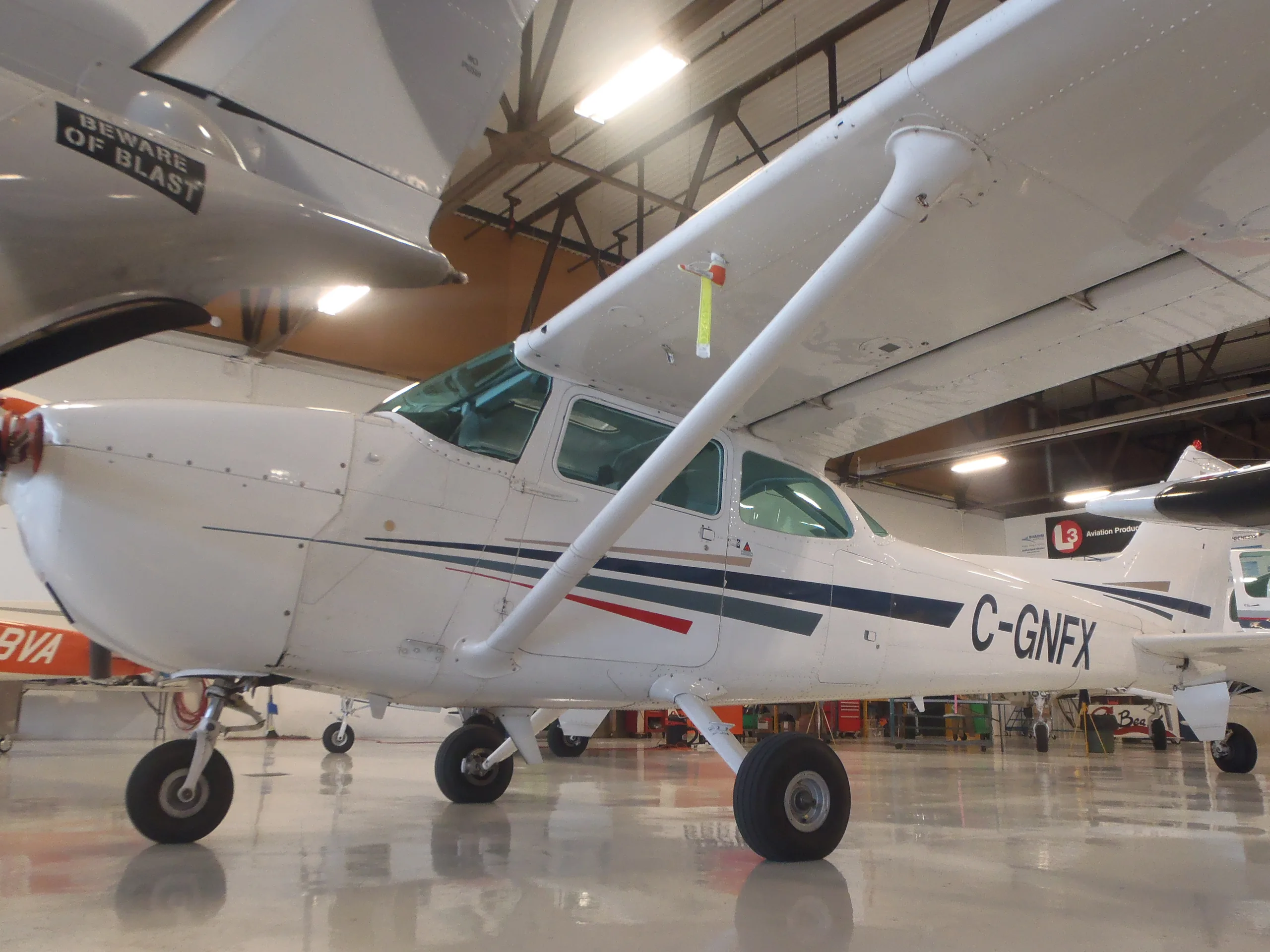 Exterior view of a Piper aircraft operating certificate with a seneca i ii.