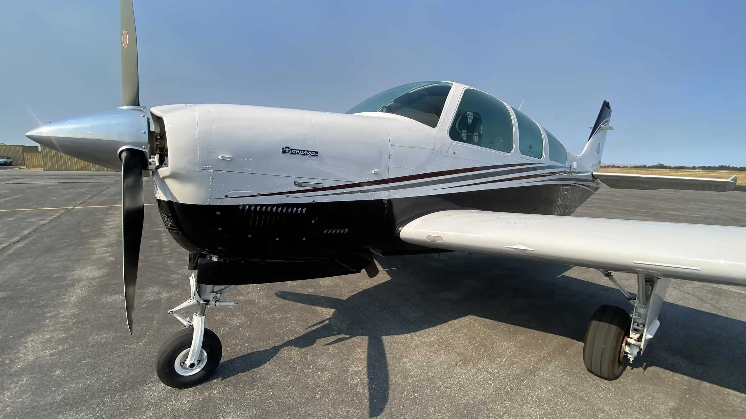 Exterior view of a 1987 Beechcraft Bonanza F33A.