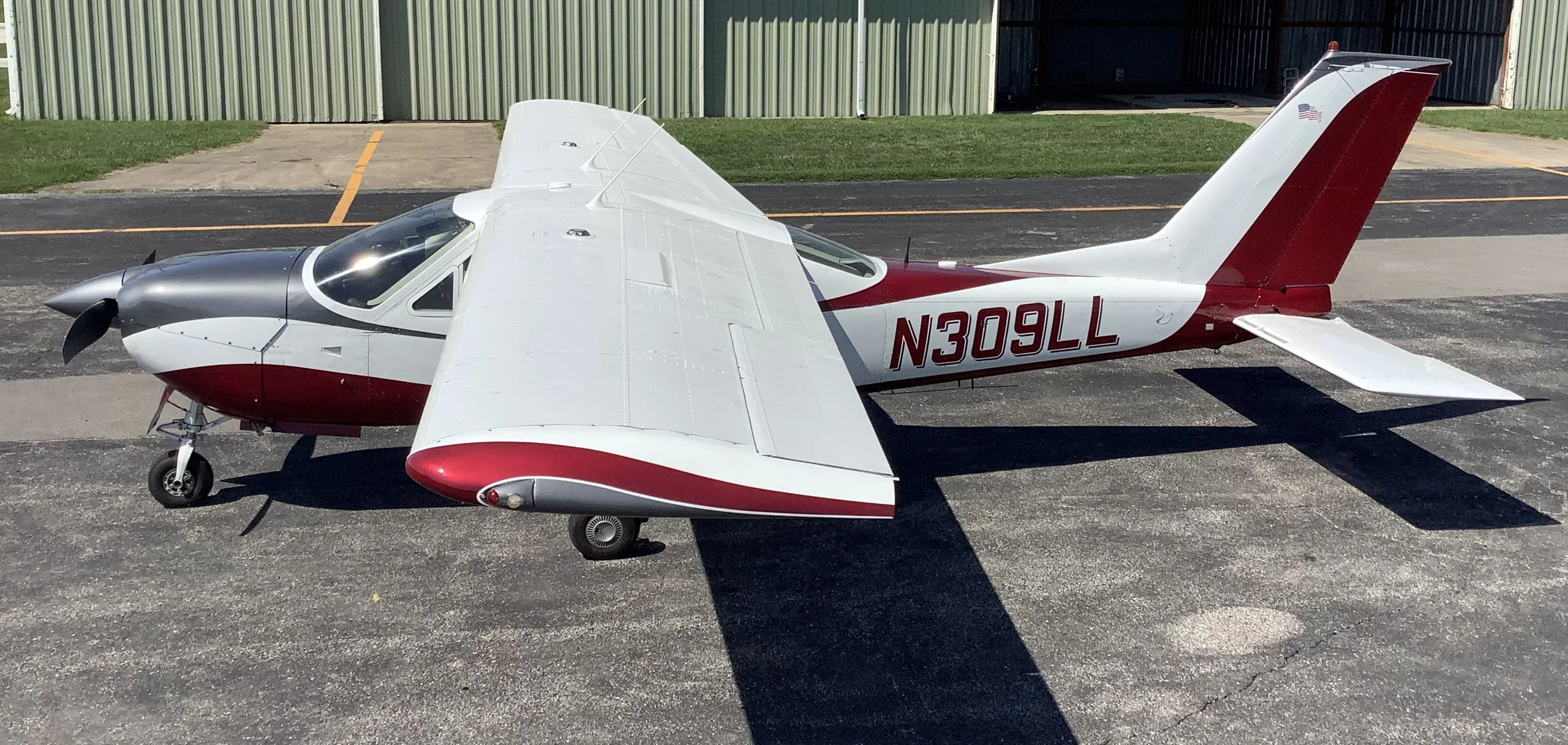 Exterior view of a 1978, N309LL.