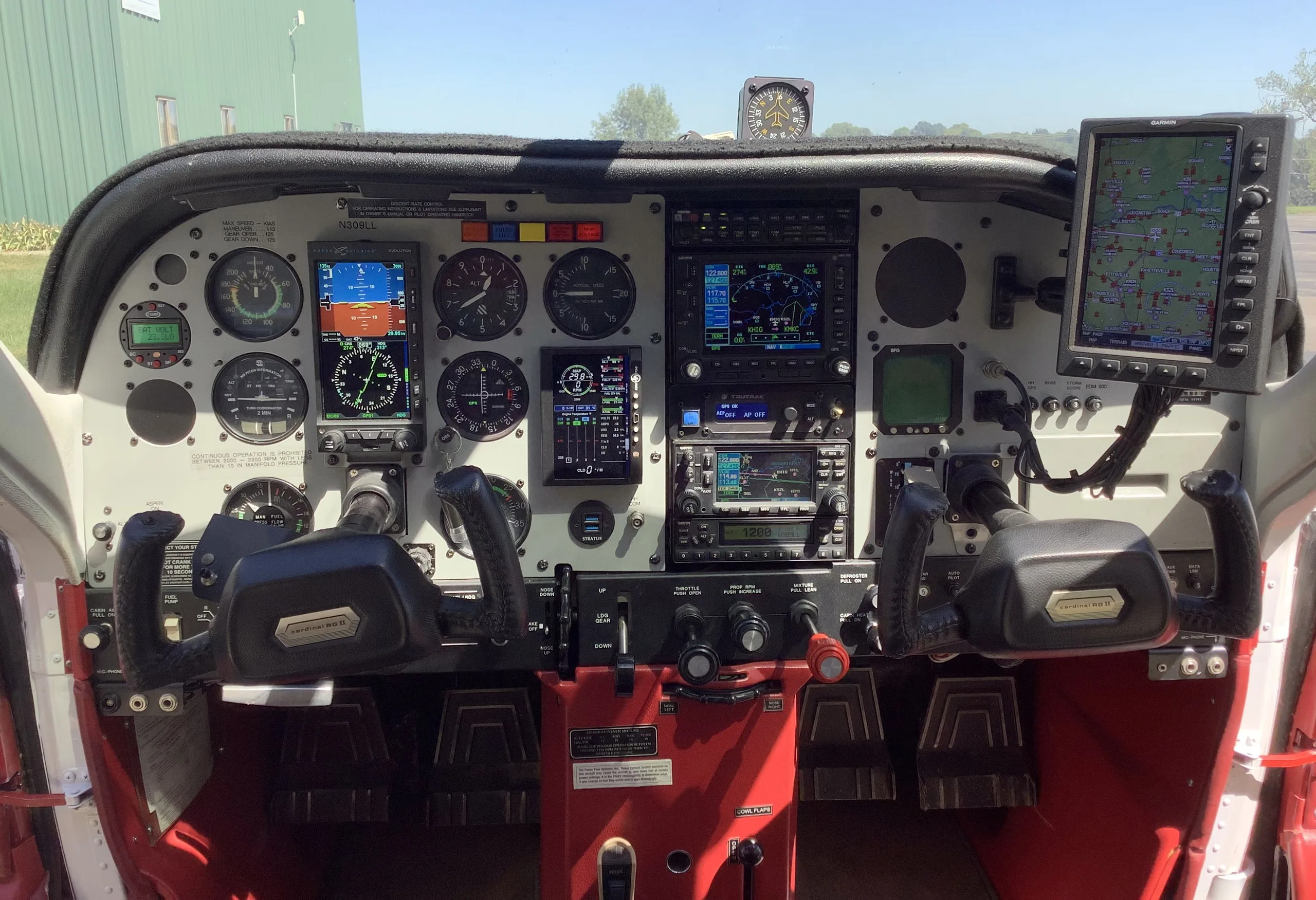 Cockpit and instrument panel of a 1978.