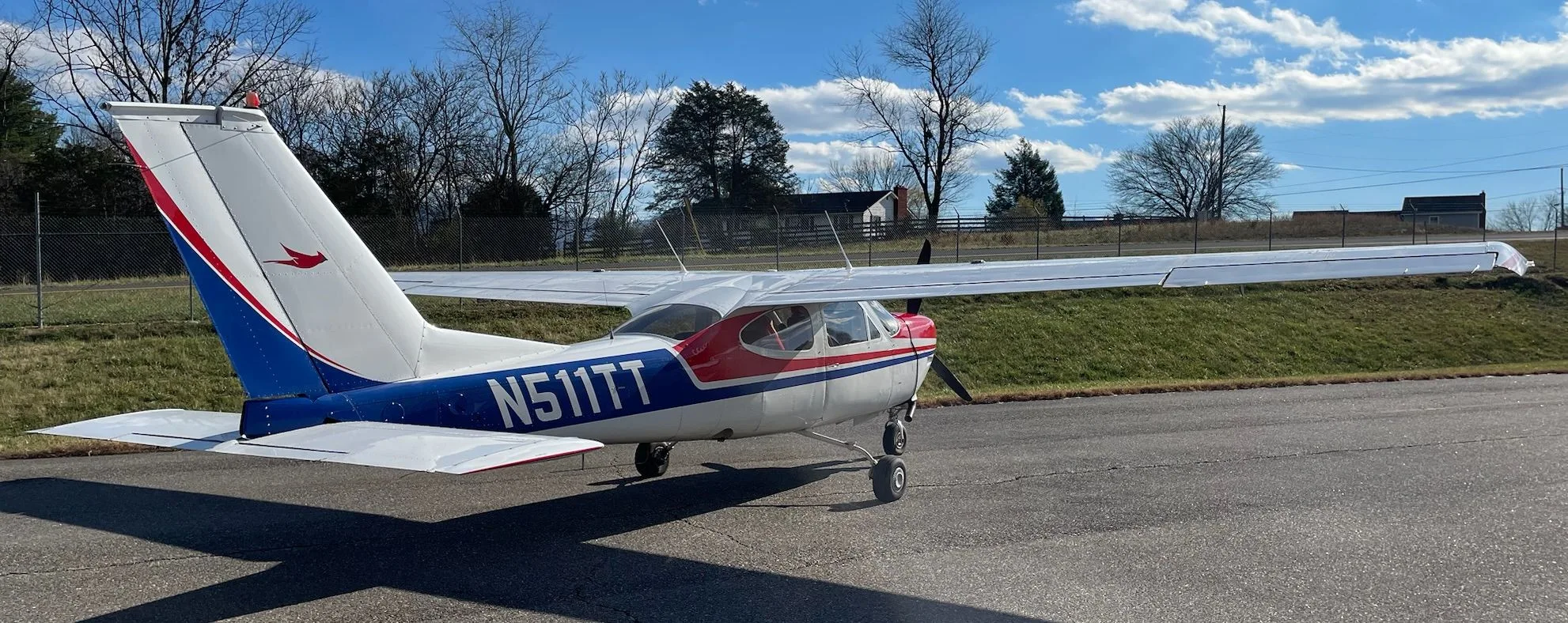 Exterior view of a 1977, N511TT.