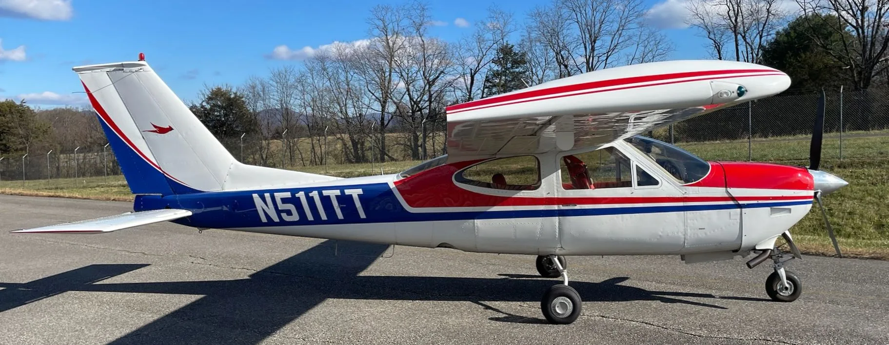 Exterior view of a 1977, N511TT.