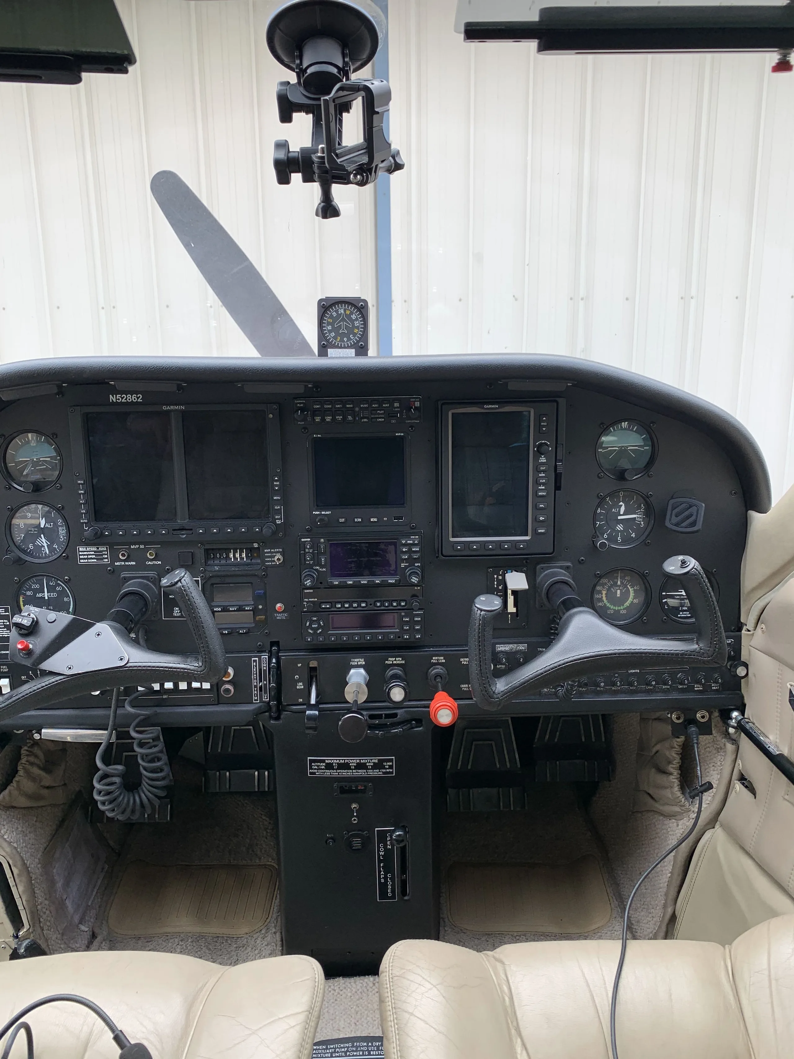 Cockpit and instrument panel of a aircraft.