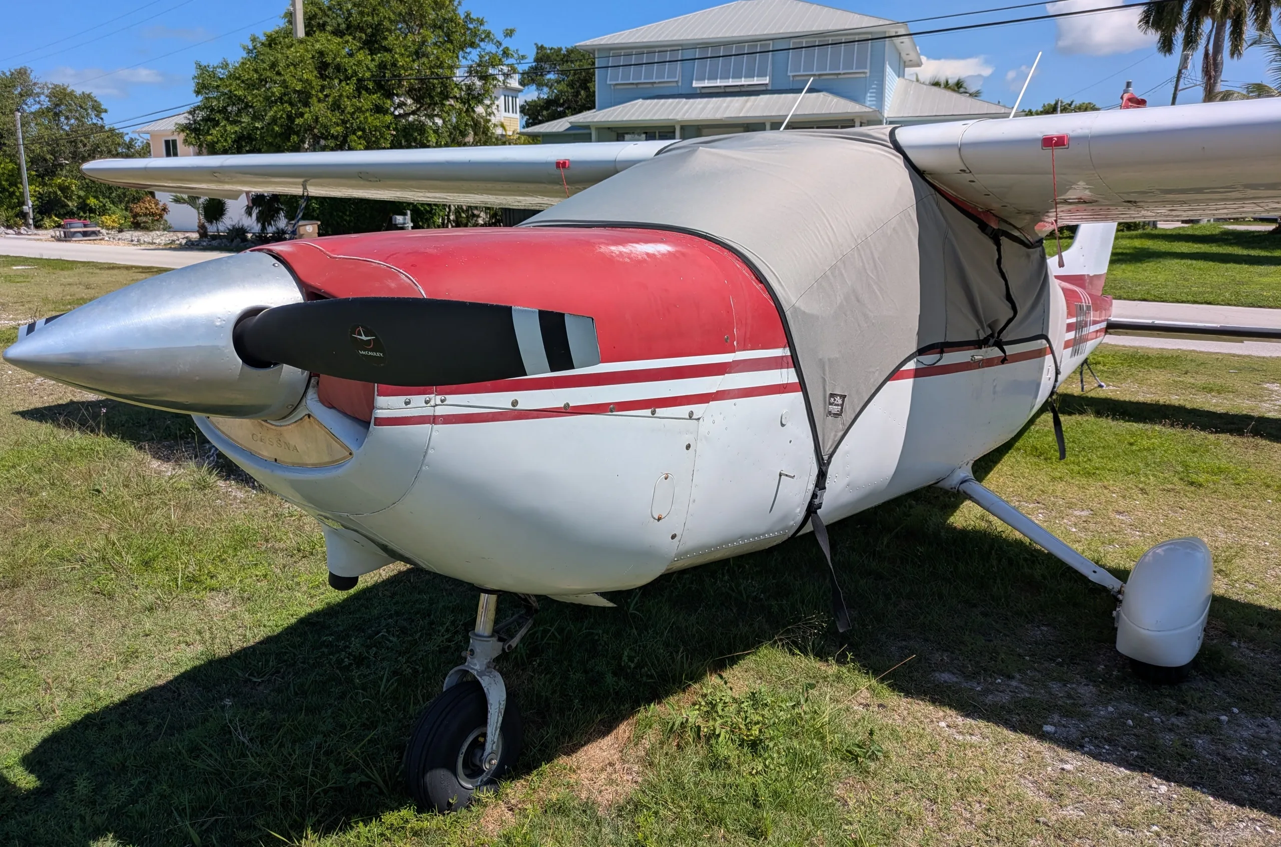 Exterior view of a 1971, N96177.