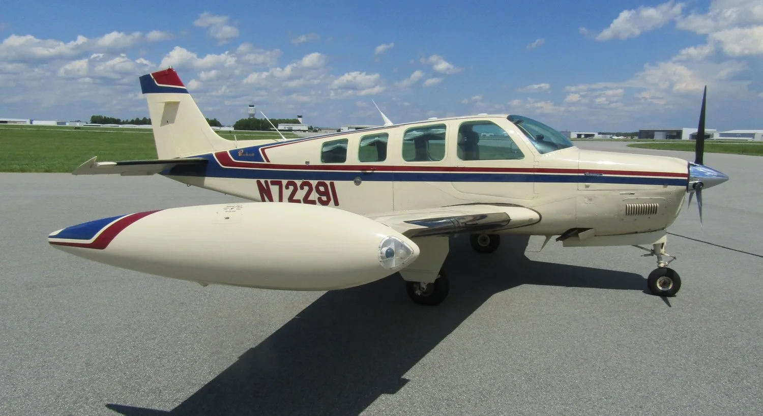 Exterior view of a 1985 Beechcraft N72291 1985 BONANZA A36.