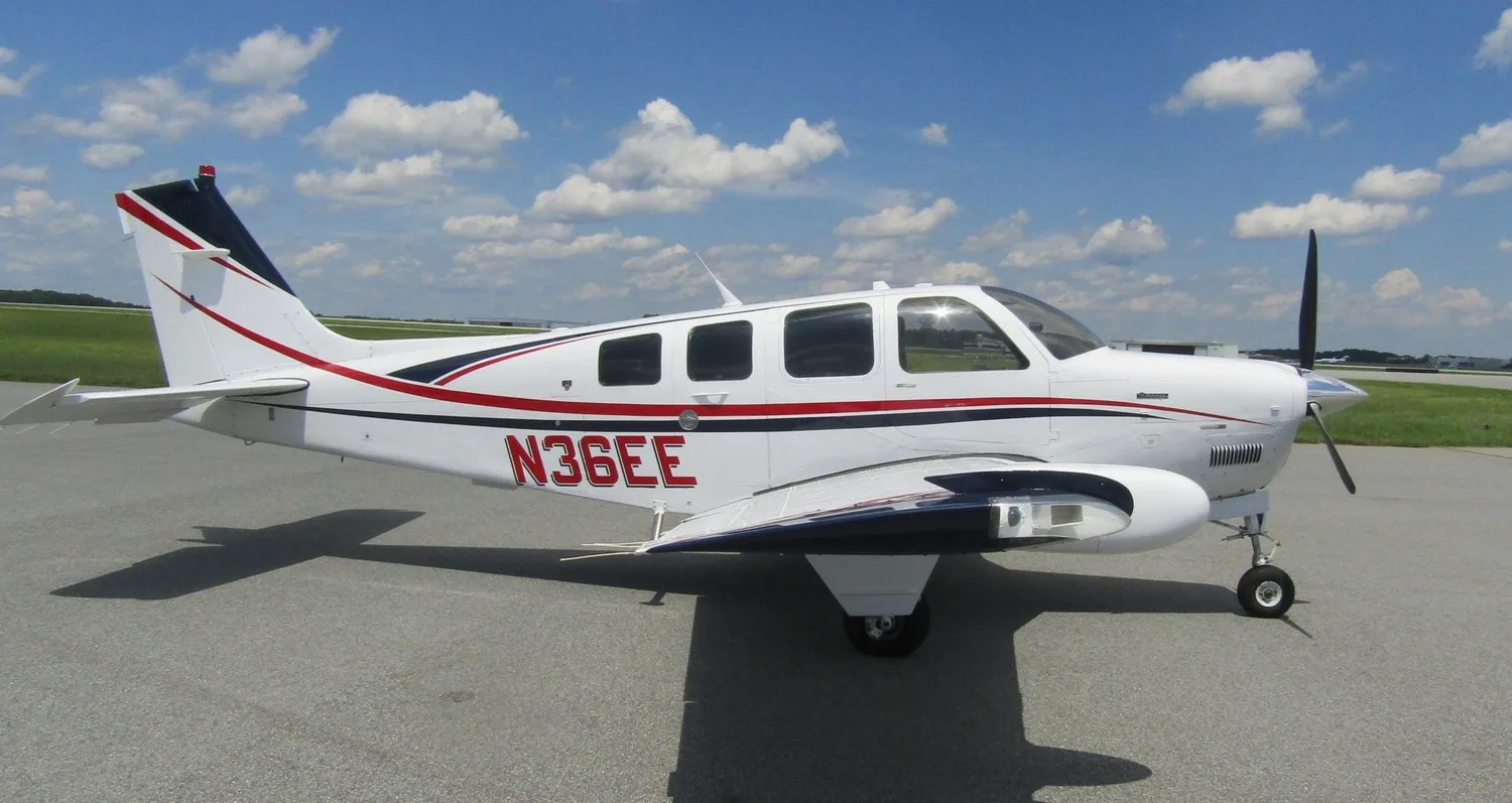 Exterior view of a 1990 Beechcraft N36EE 1990 “Prime Condition” Air Conditioned BONANZA A36.