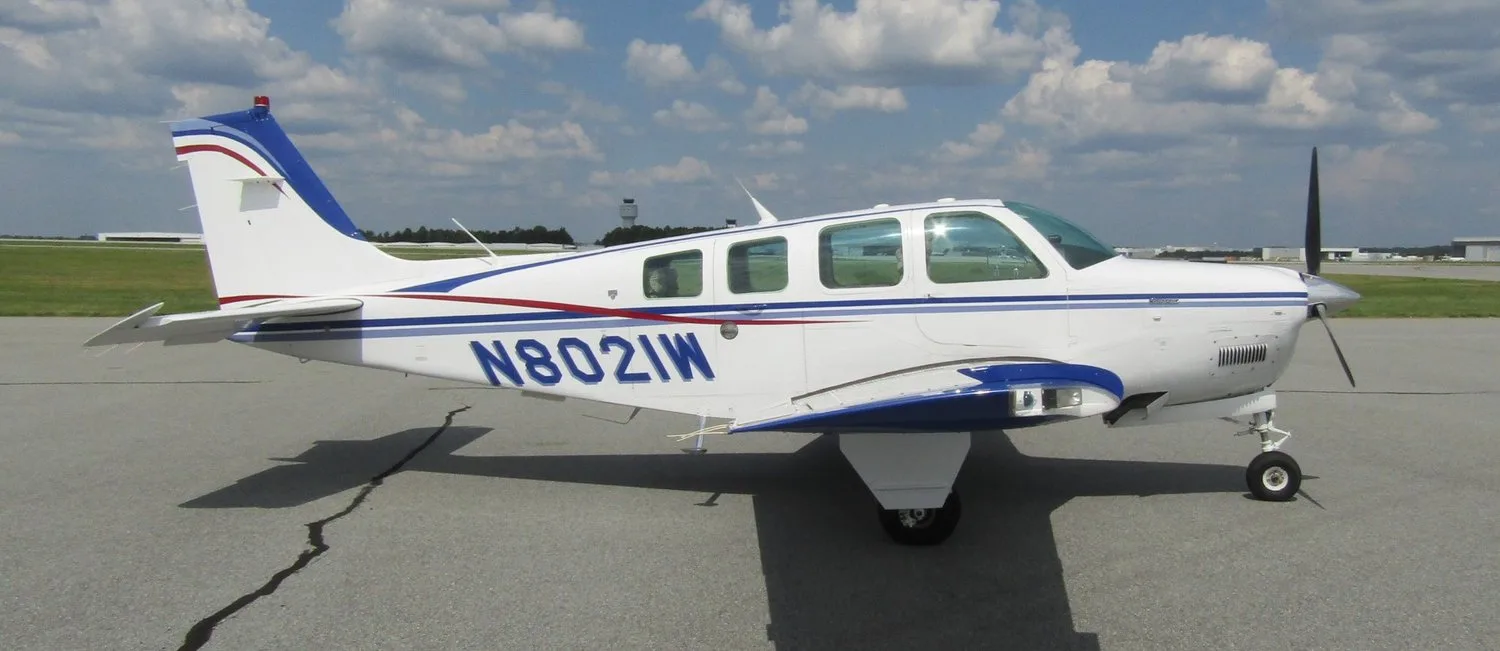 Exterior view of a 1992 Beechcraft N8021W 1992 “Low Time” Air Conditioned BONANZA A36.
