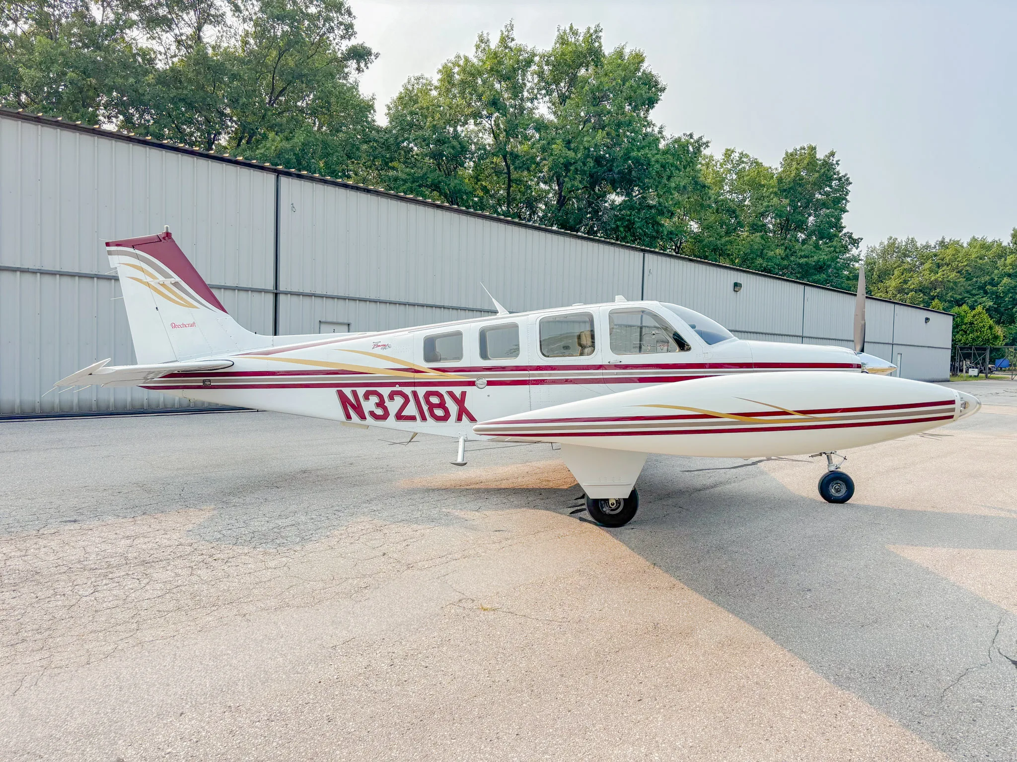 N3218X 2000 A36 Bonanza