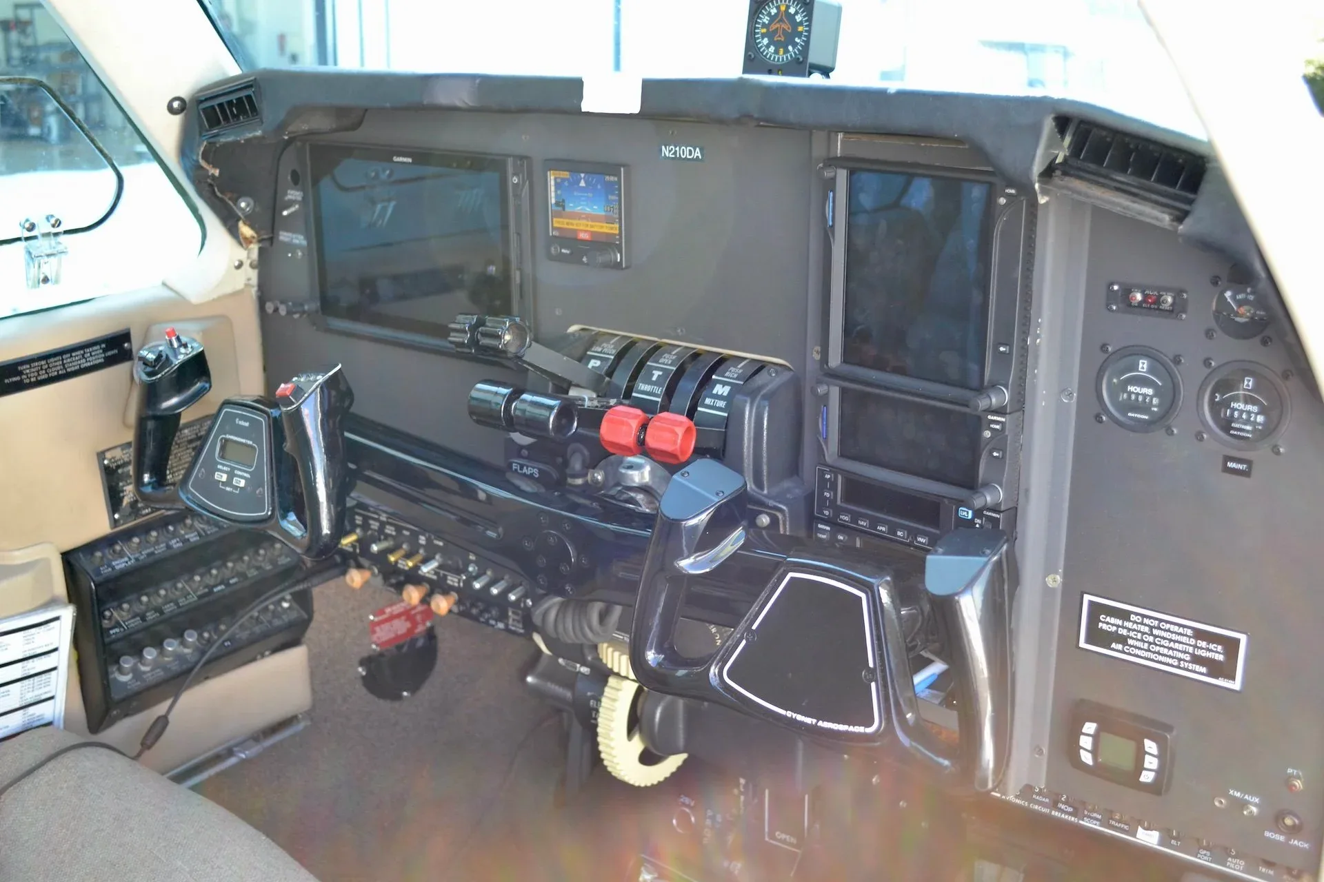 Avionics suite of a 1979 Beechcraft 58 Baron — Carolina Jet.