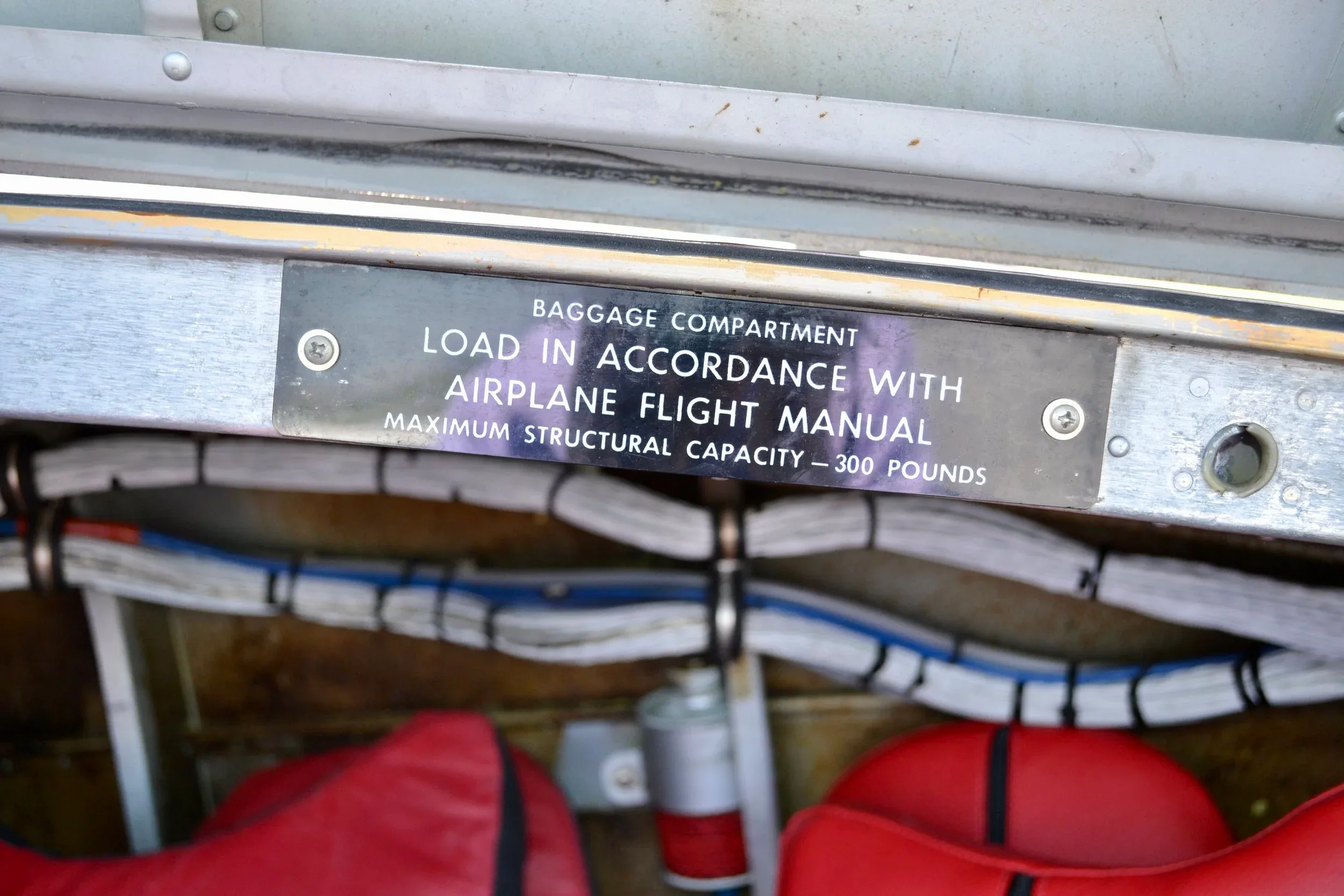 Specification or layout diagram for a 1980 Beechcraft B55 President II Baron — Carolina Jet.