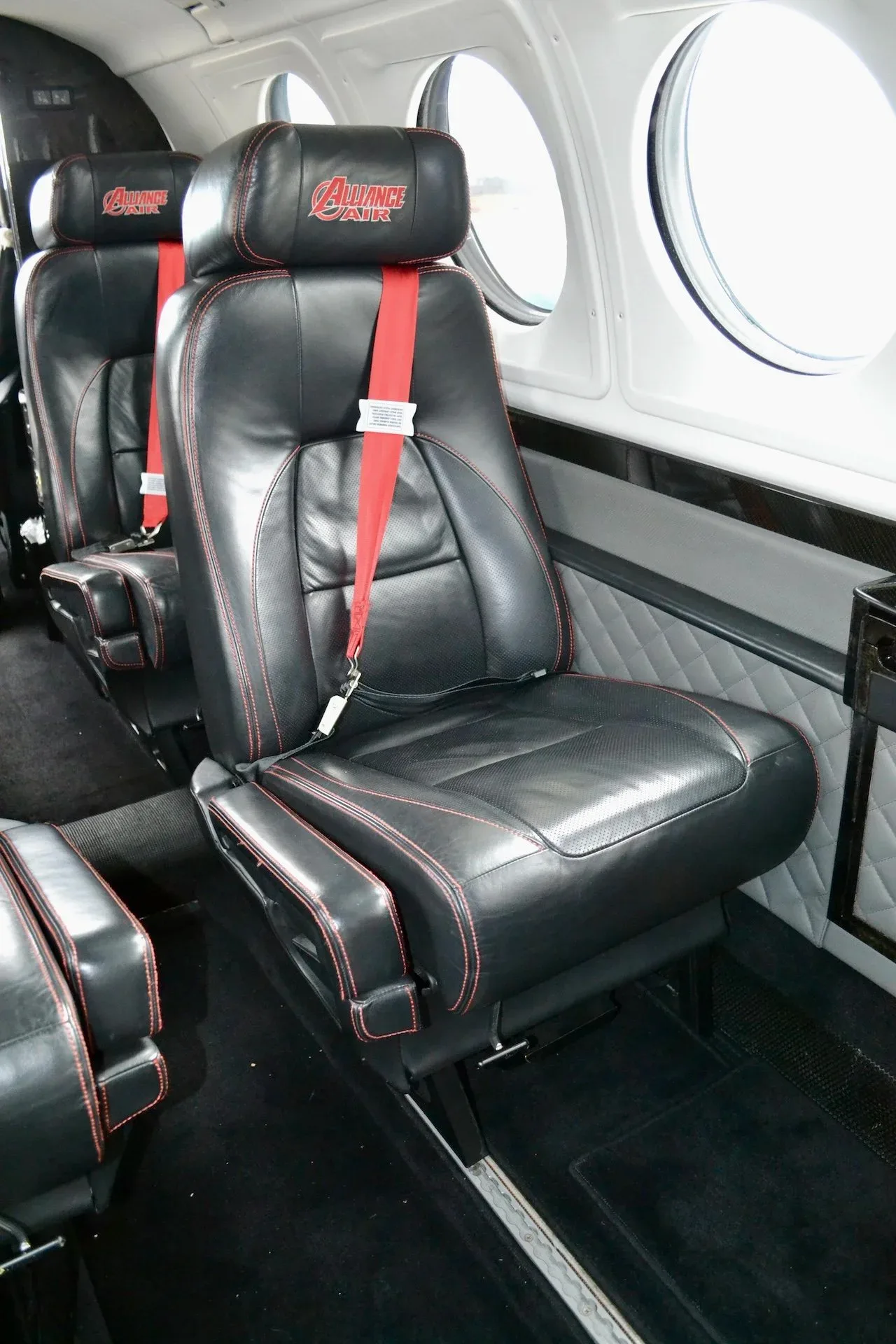 Cabin interior of a 1998 Beechcraft KING AIR B200 — Carolina Jet.