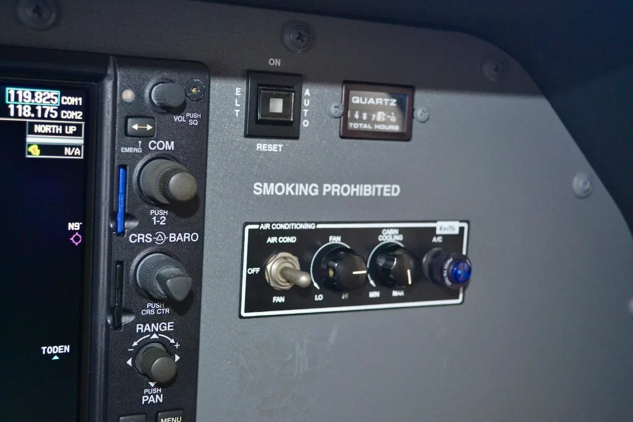 Avionics suite of a 2005 Cessna 182T Skylane — Carolina Jet.