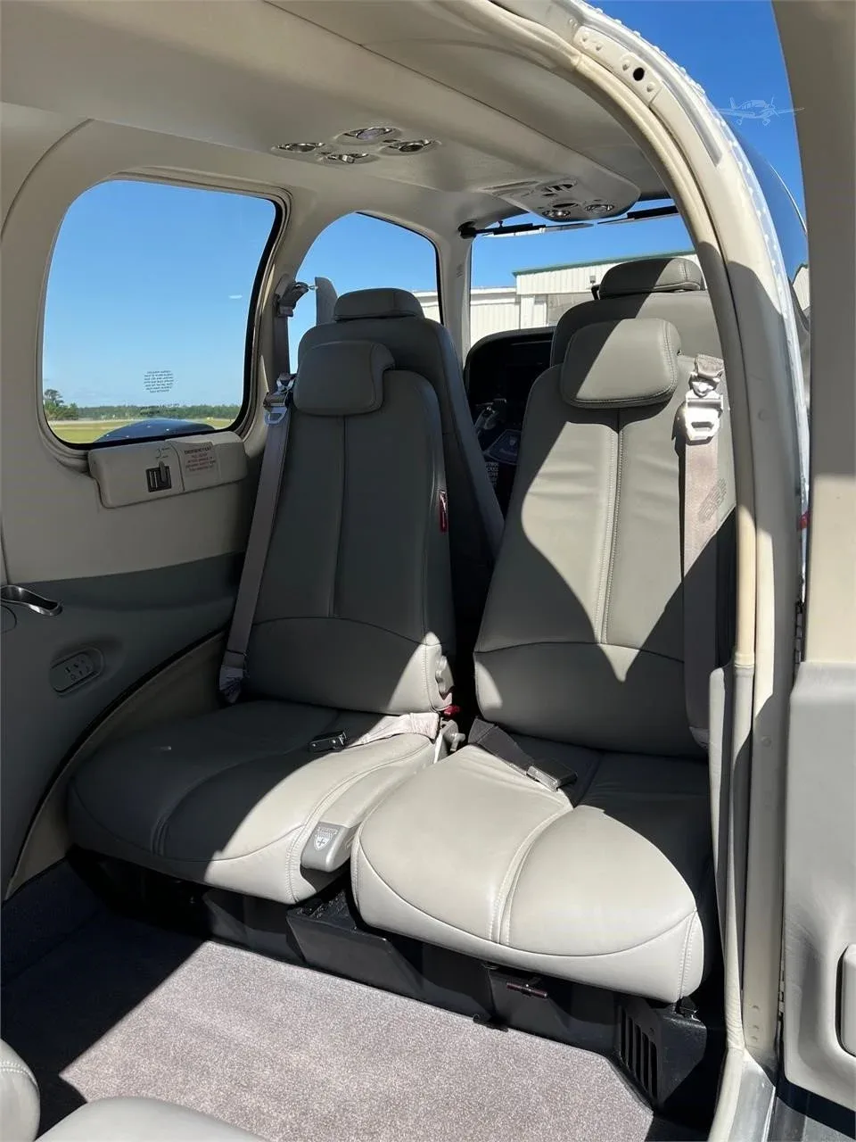 Cabin interior of a 2014 Beechcraft G58 Baron — Carolina Jet.