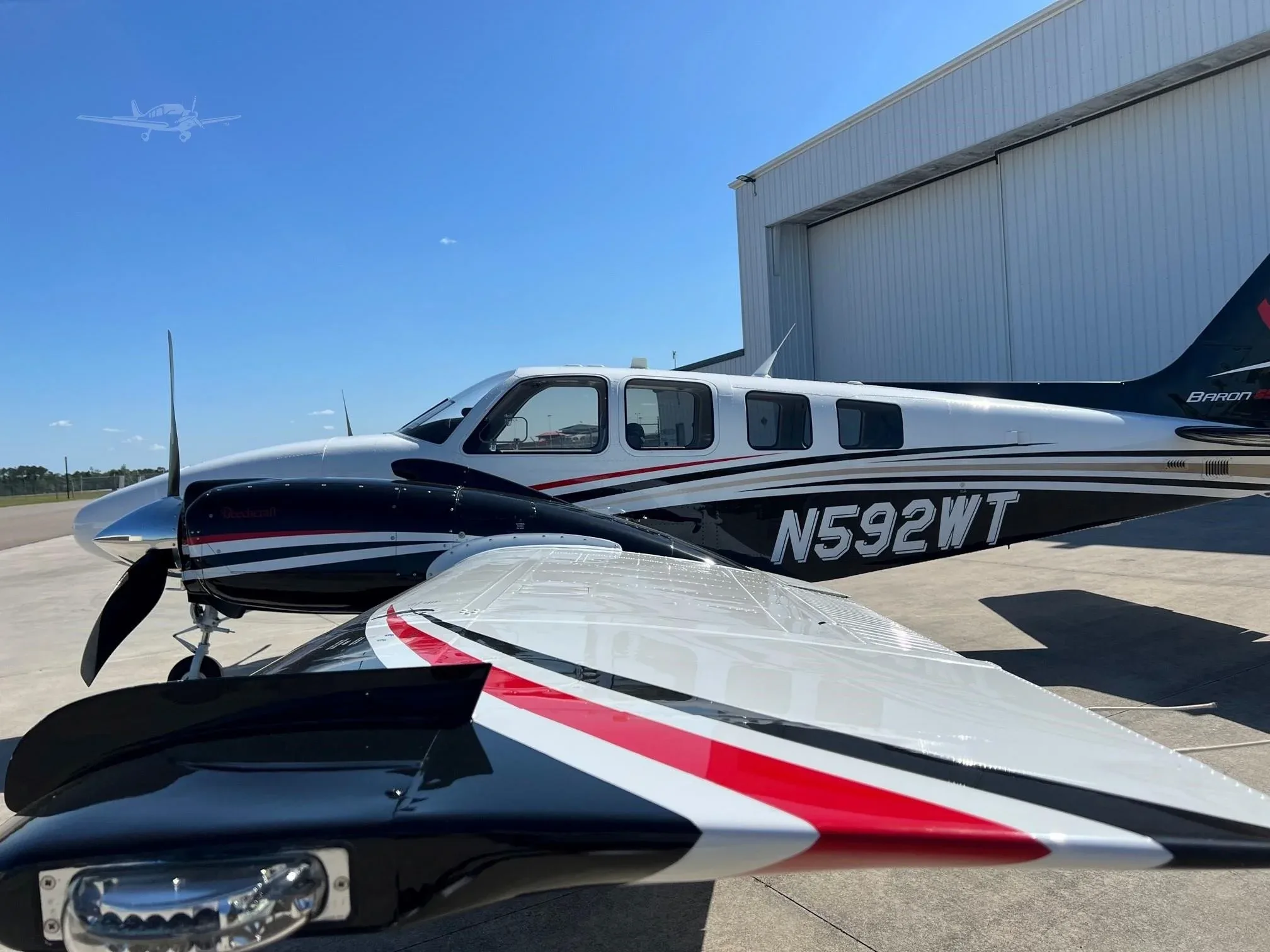 Exterior view of a 2014 Beechcraft G58 Baron — Carolina Jet.