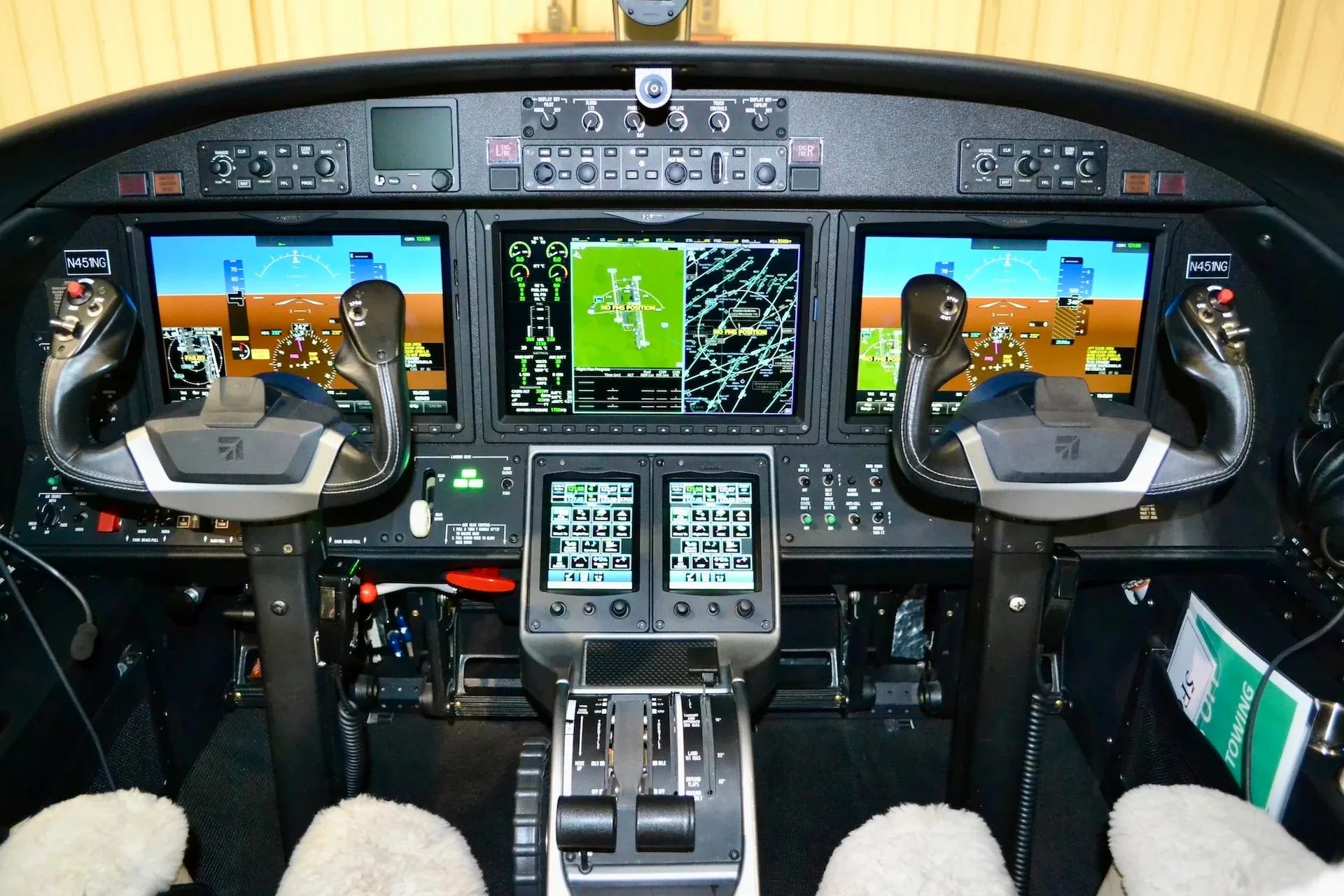 Cockpit and instrument panel of a 2022 Cessna CITATION M2 Gen2 — Carolina Jet.