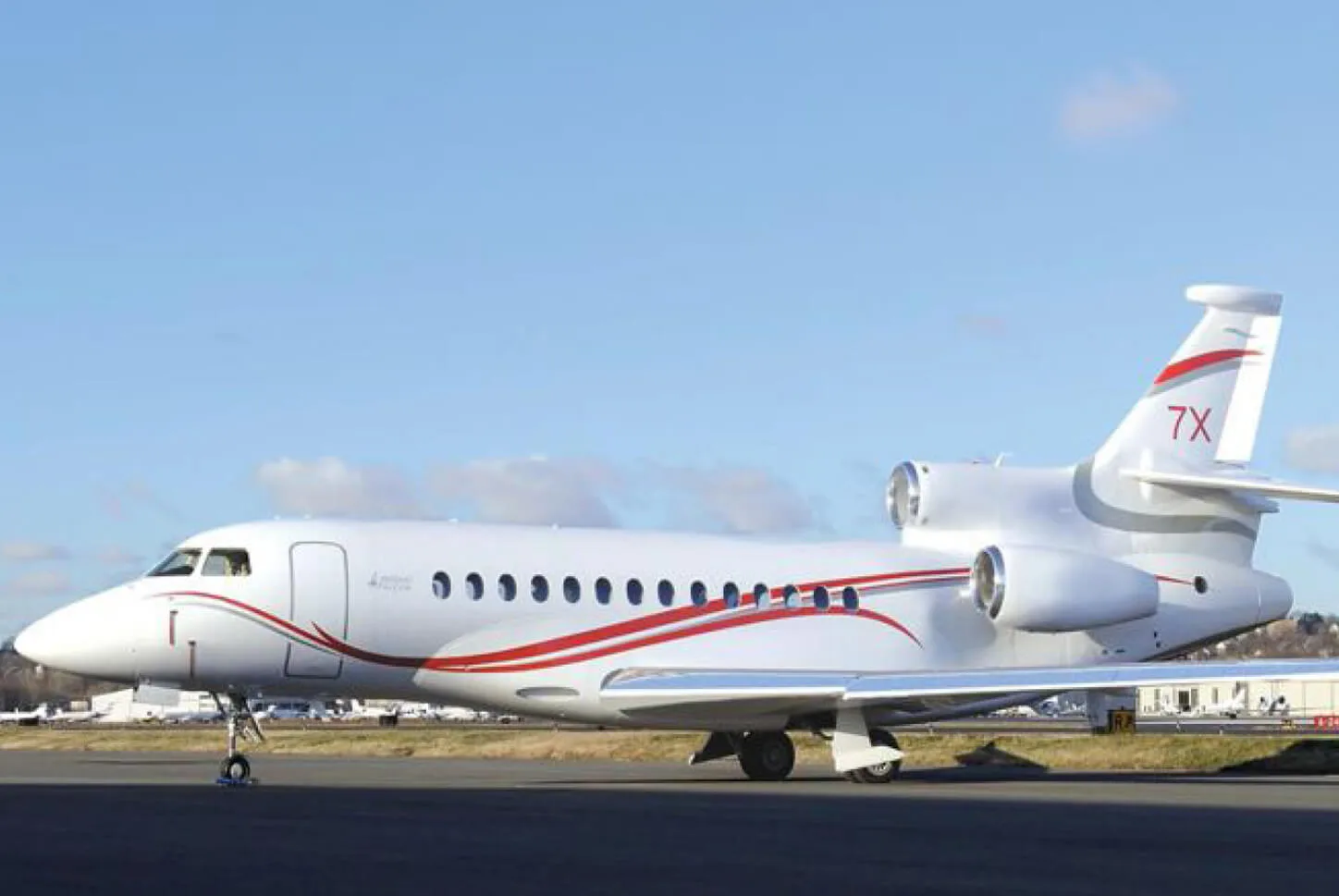 FALCON 7X • SN: 048