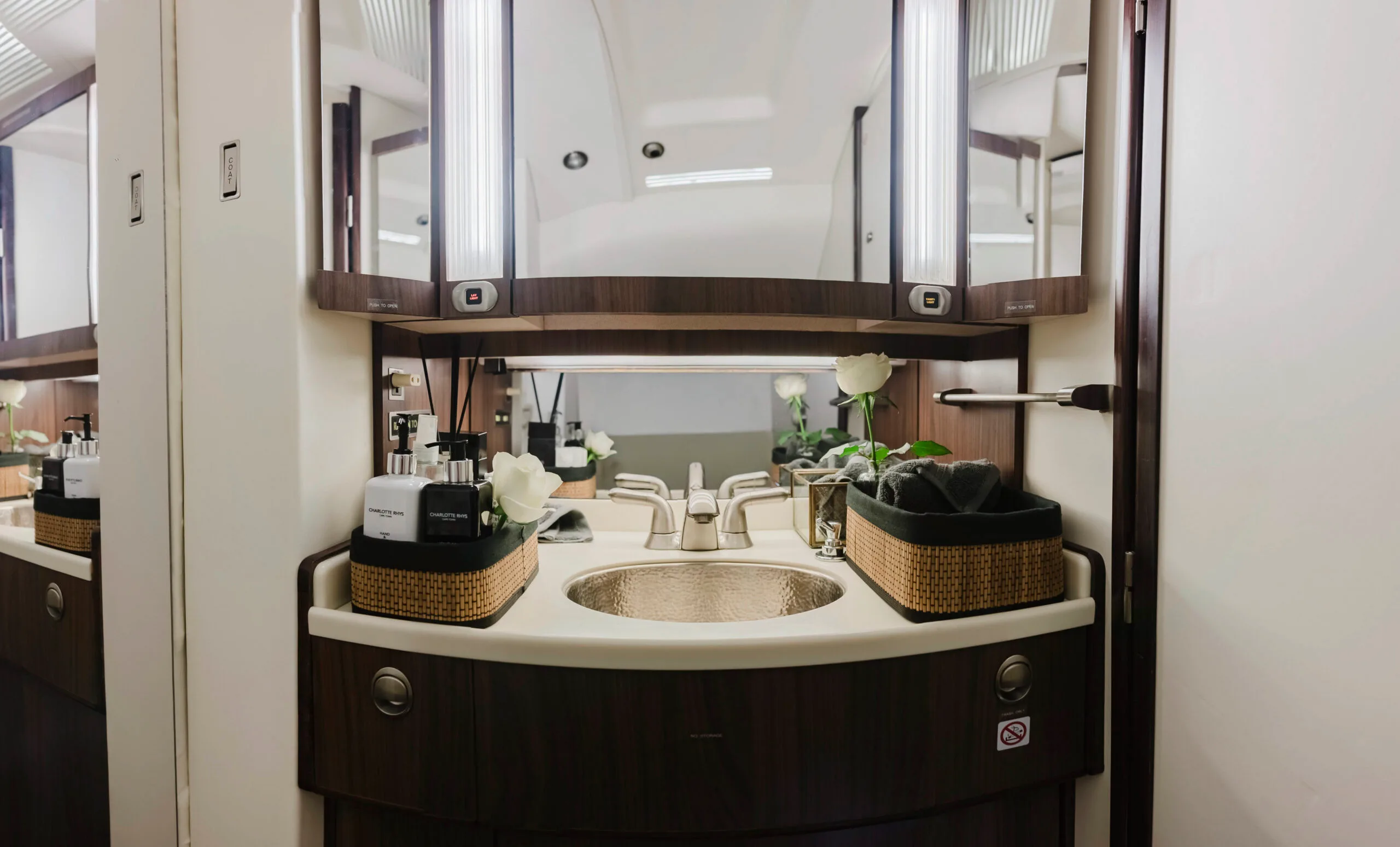 Cabin interior of a 2000 Dassault Falcon 900EX SN065.