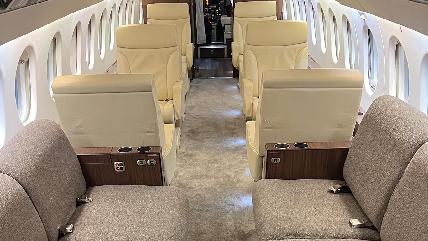 Cabin interior of a 2000 Dassault Falcon 900EX SN065.