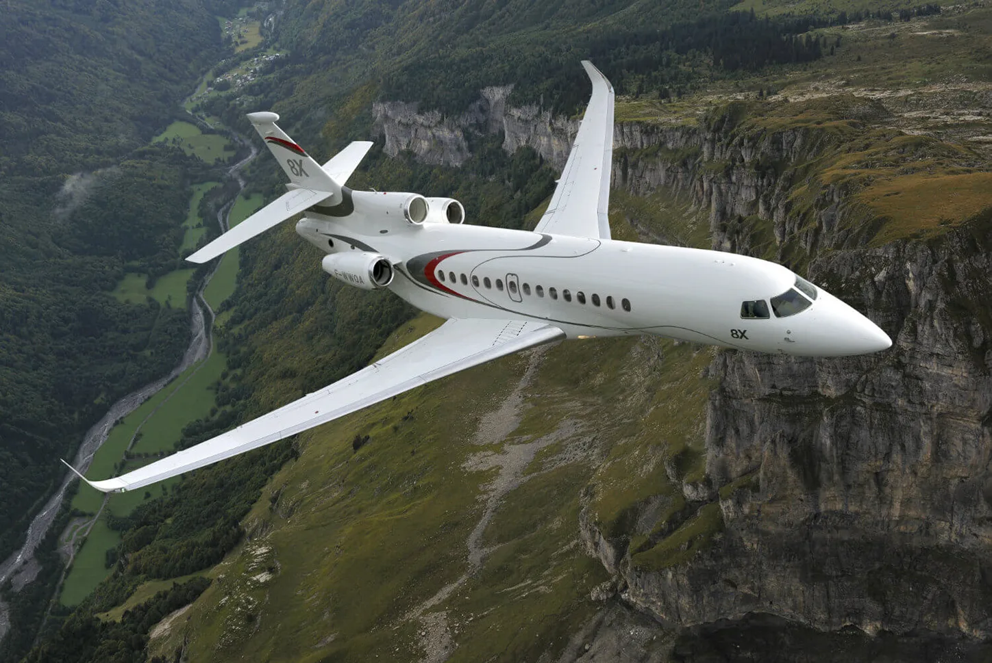 NEW FALCON 8X Q3/2025