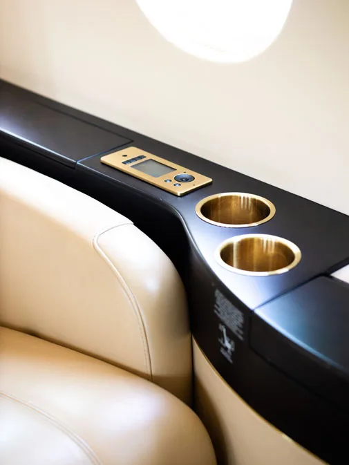 2013 Falcon 2000LX