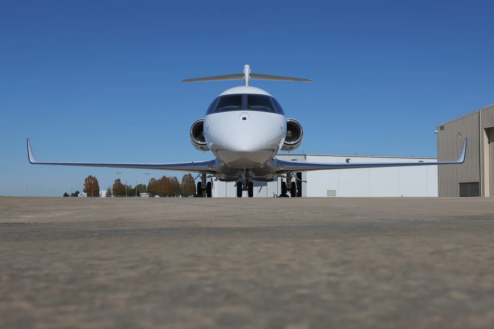 Exterior view of a 2017 Gulfstream G280, N286BA.